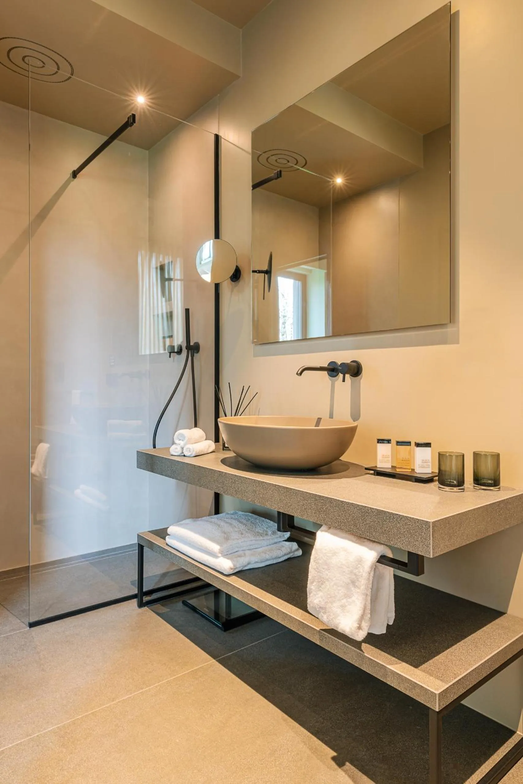 Shower in Le Cattedrali Relais by Laqua Collection