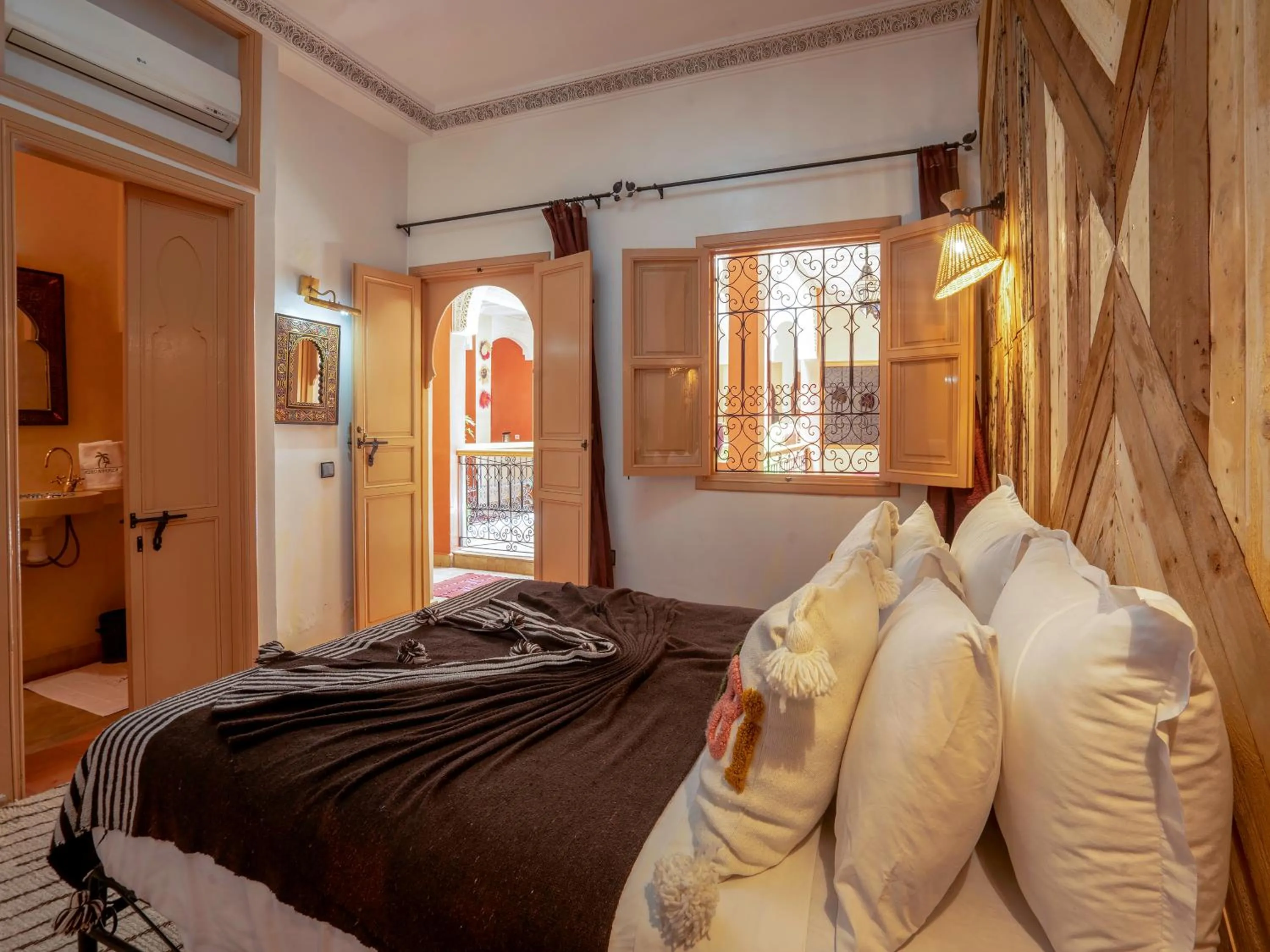 Bed in Riad Dar Nakhla