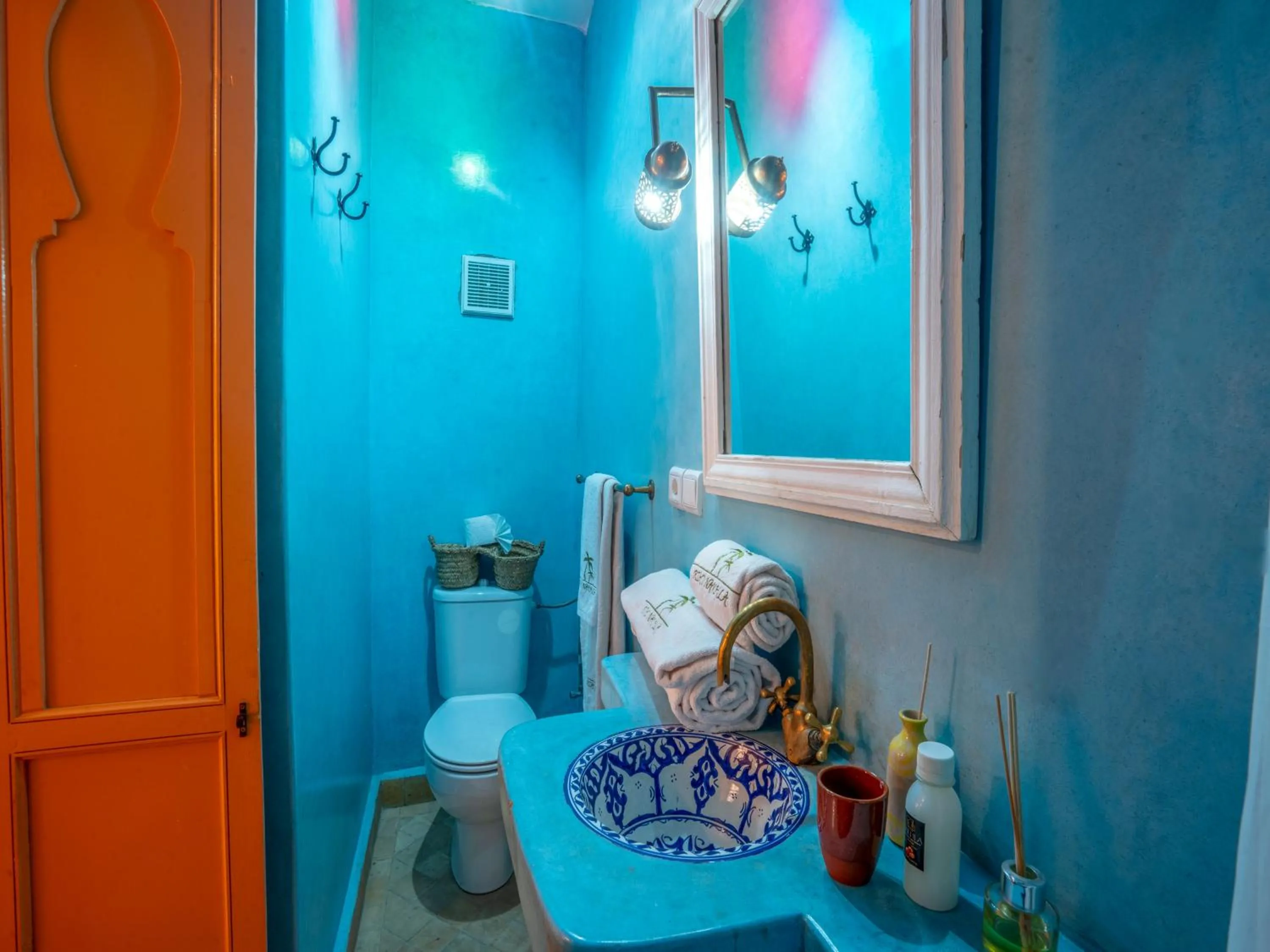 Toilet in Riad Dar Nakhla