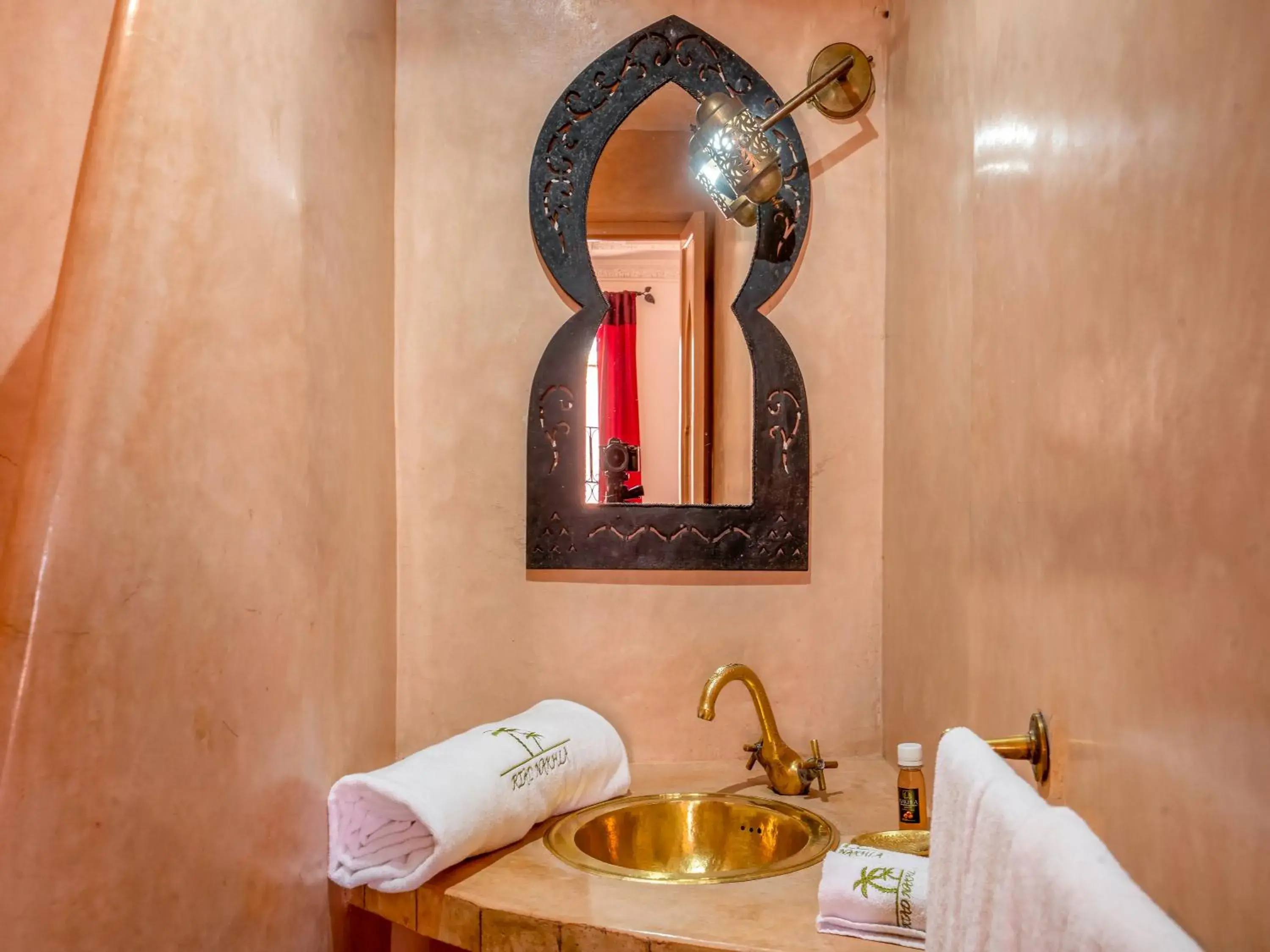 Superior Queen Room in Riad Dar Nakhla Superior Queen Room in Riad Dar Nakhla