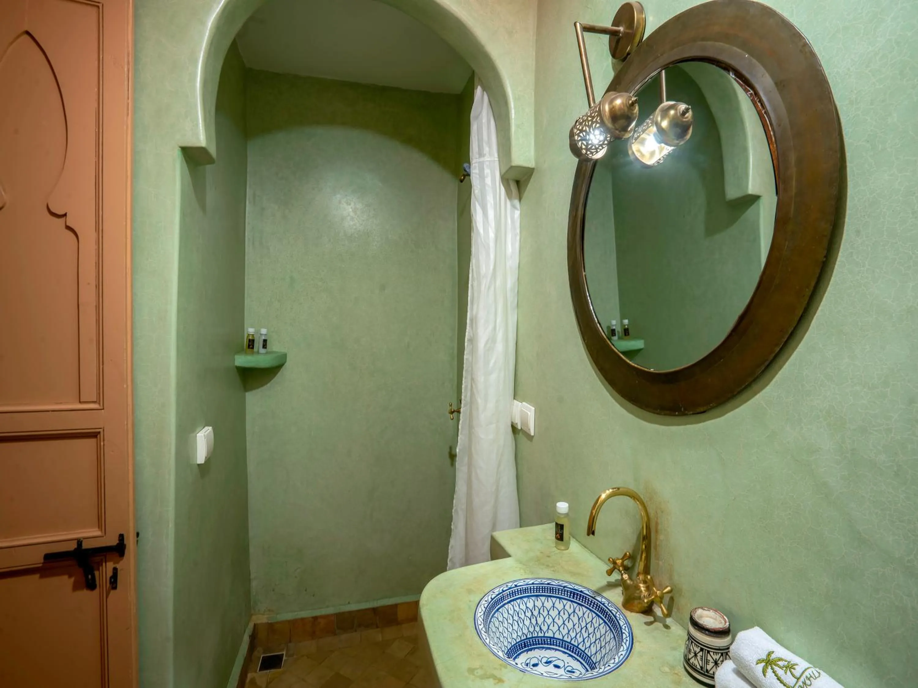 Toilet in Riad Dar Nakhla