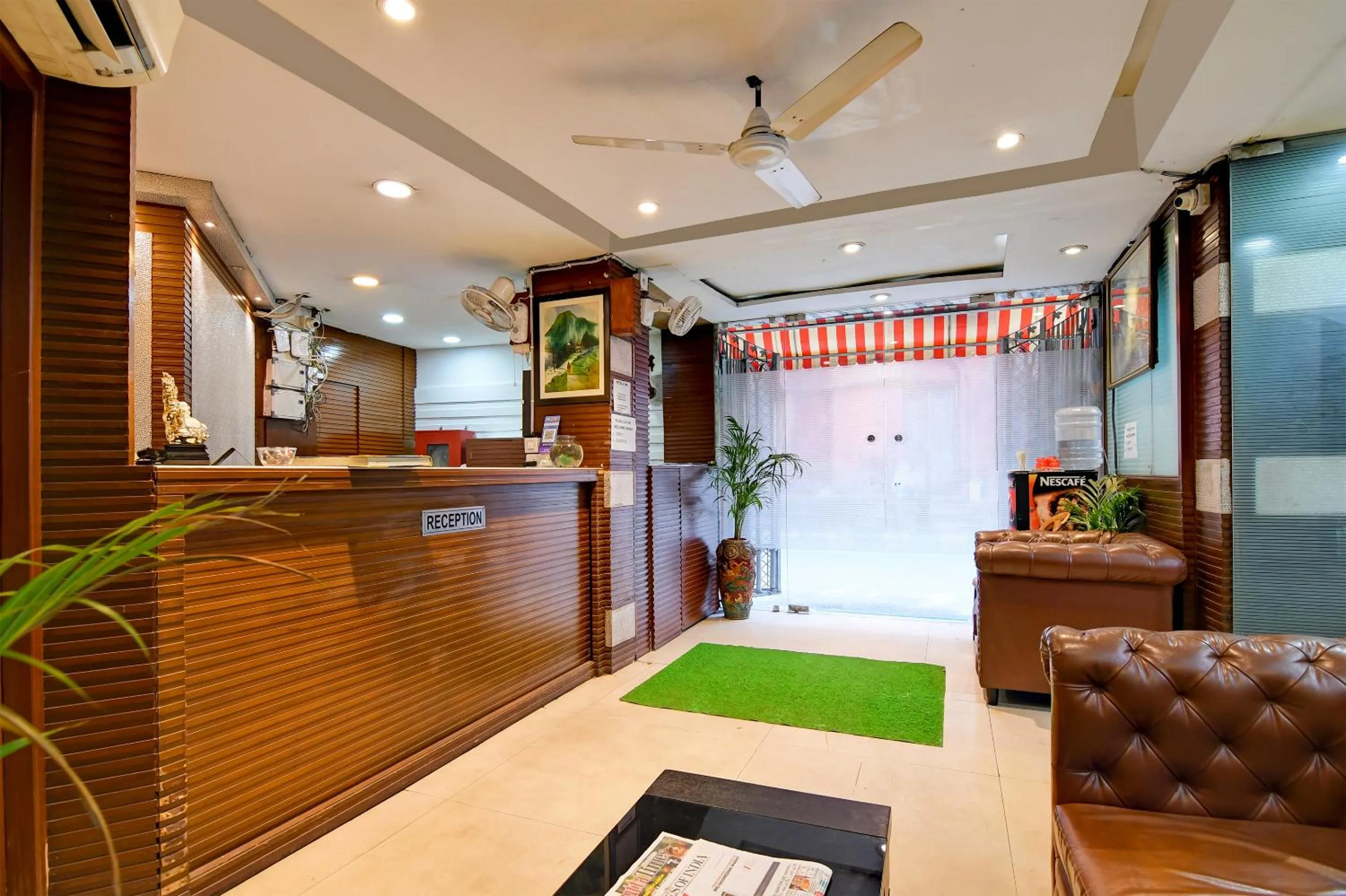 Seating area in Hotel Q Inn