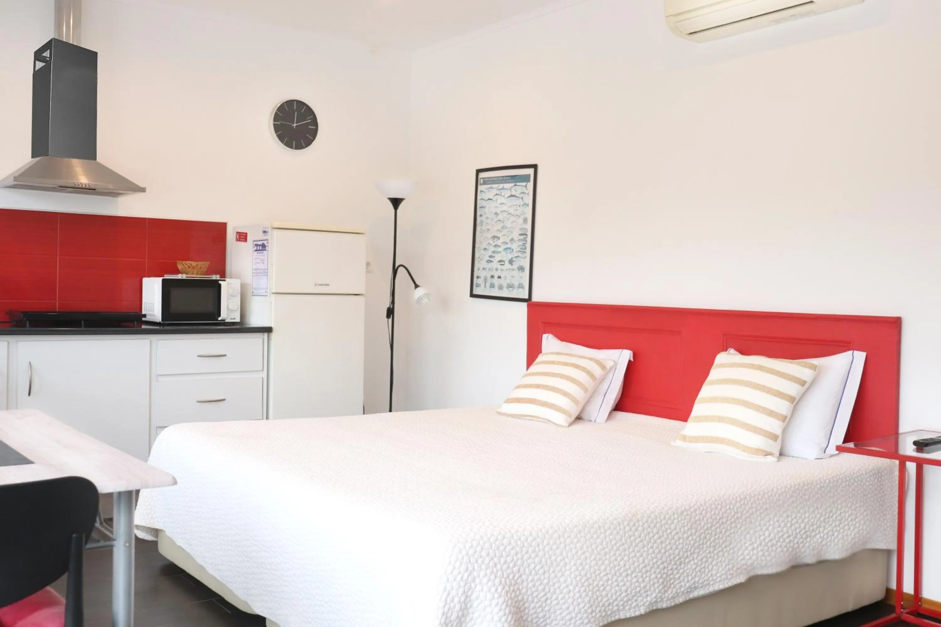 Bed in Faial Marina Apartments 1