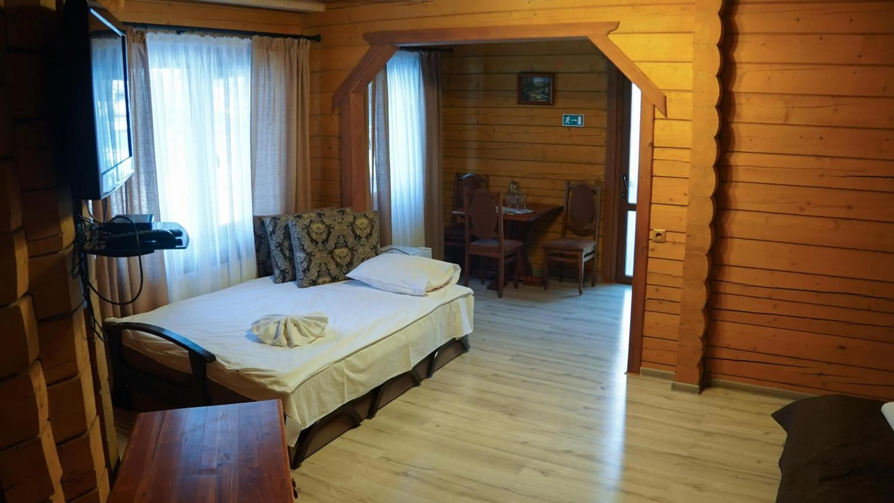 Bed in Karpatski Dzherela
