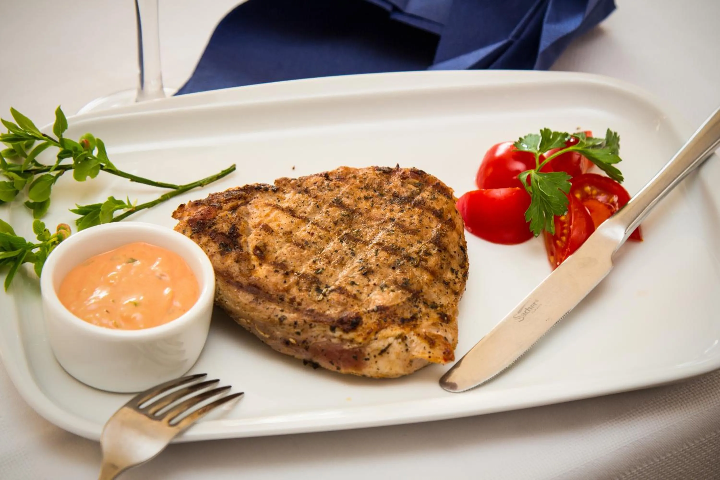 Restaurant/places to eat in Karpatski Dzherela