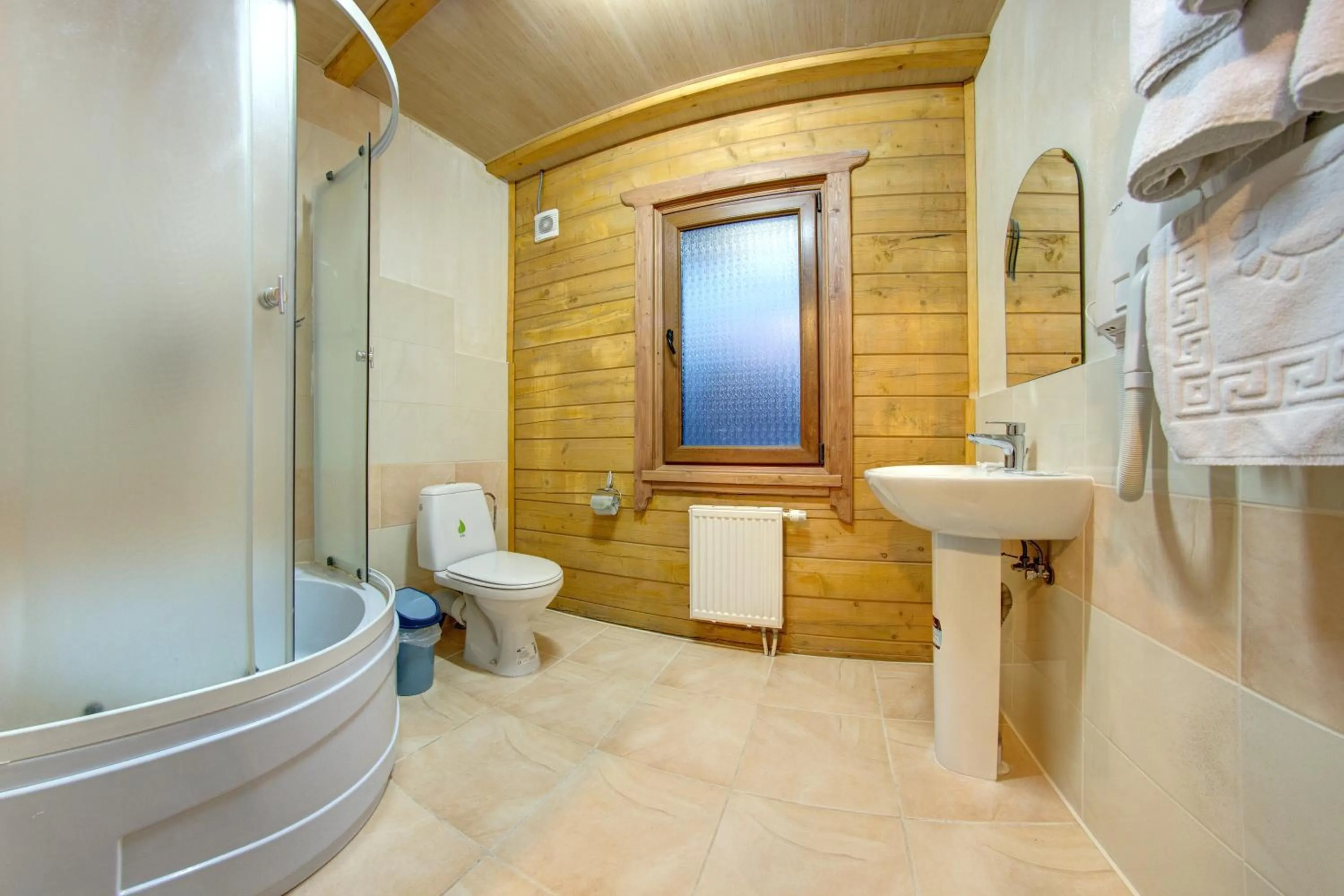 Shower in Karpatski Dzherela