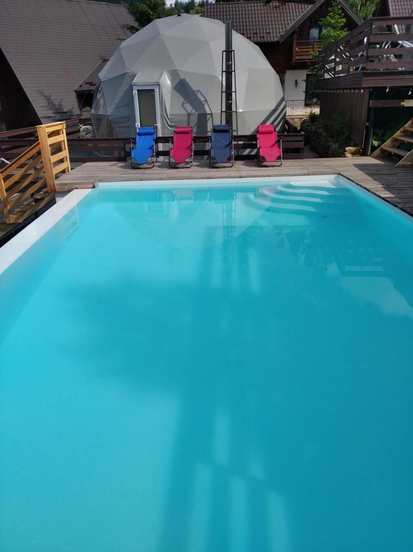Swimming pool in Karpatski Dzherela