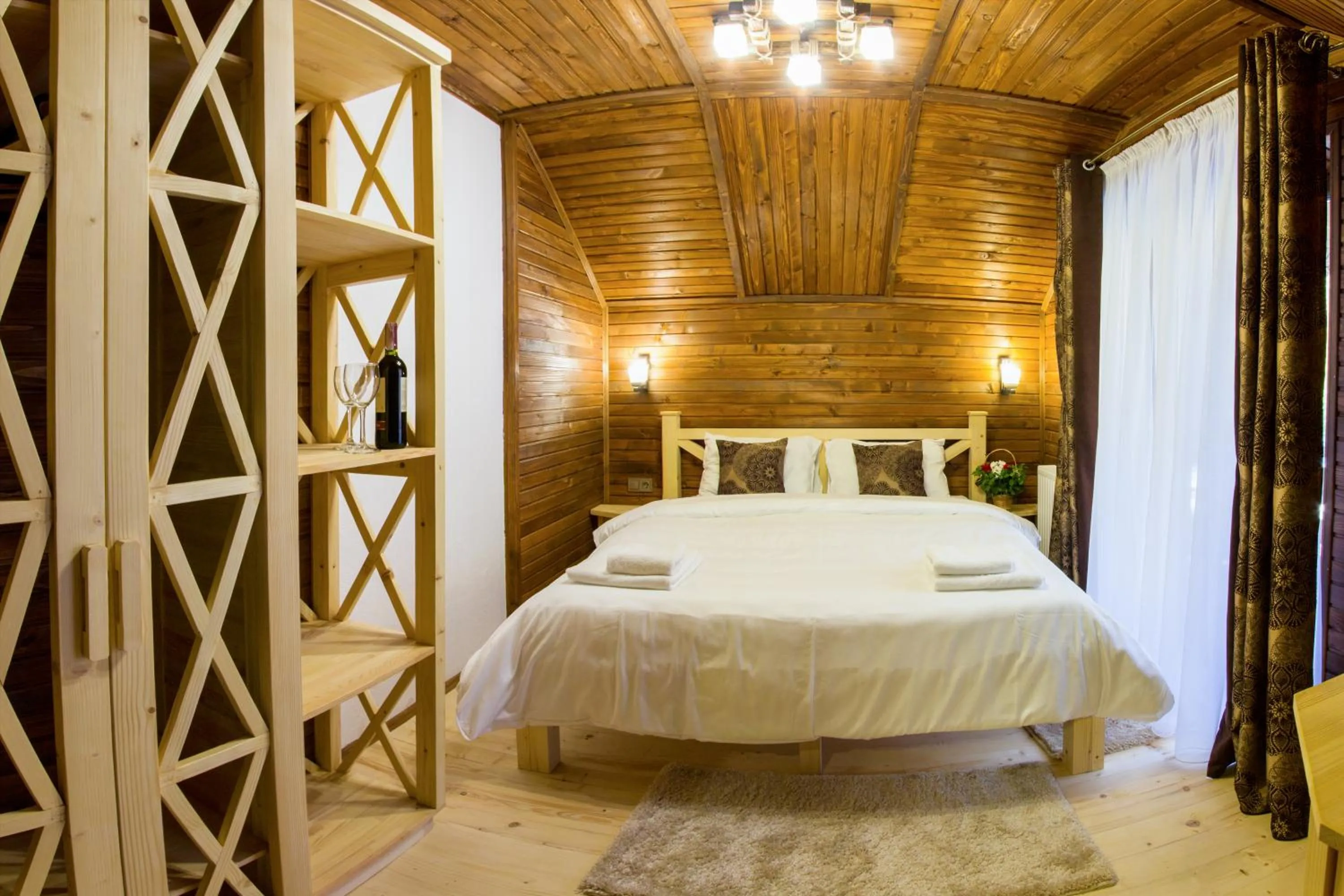 Photo of the whole room, Bed in Karpatski Dzherela