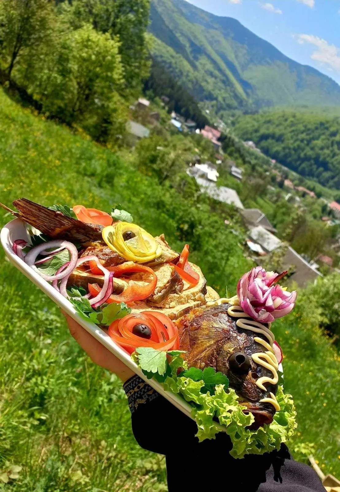 Restaurant/places to eat in Karpatski Dzherela
