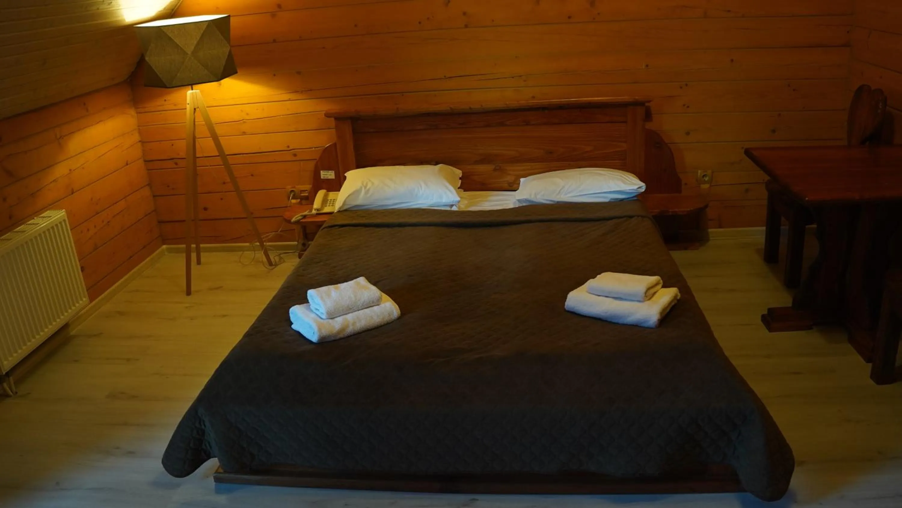 Bed in Karpatski Dzherela