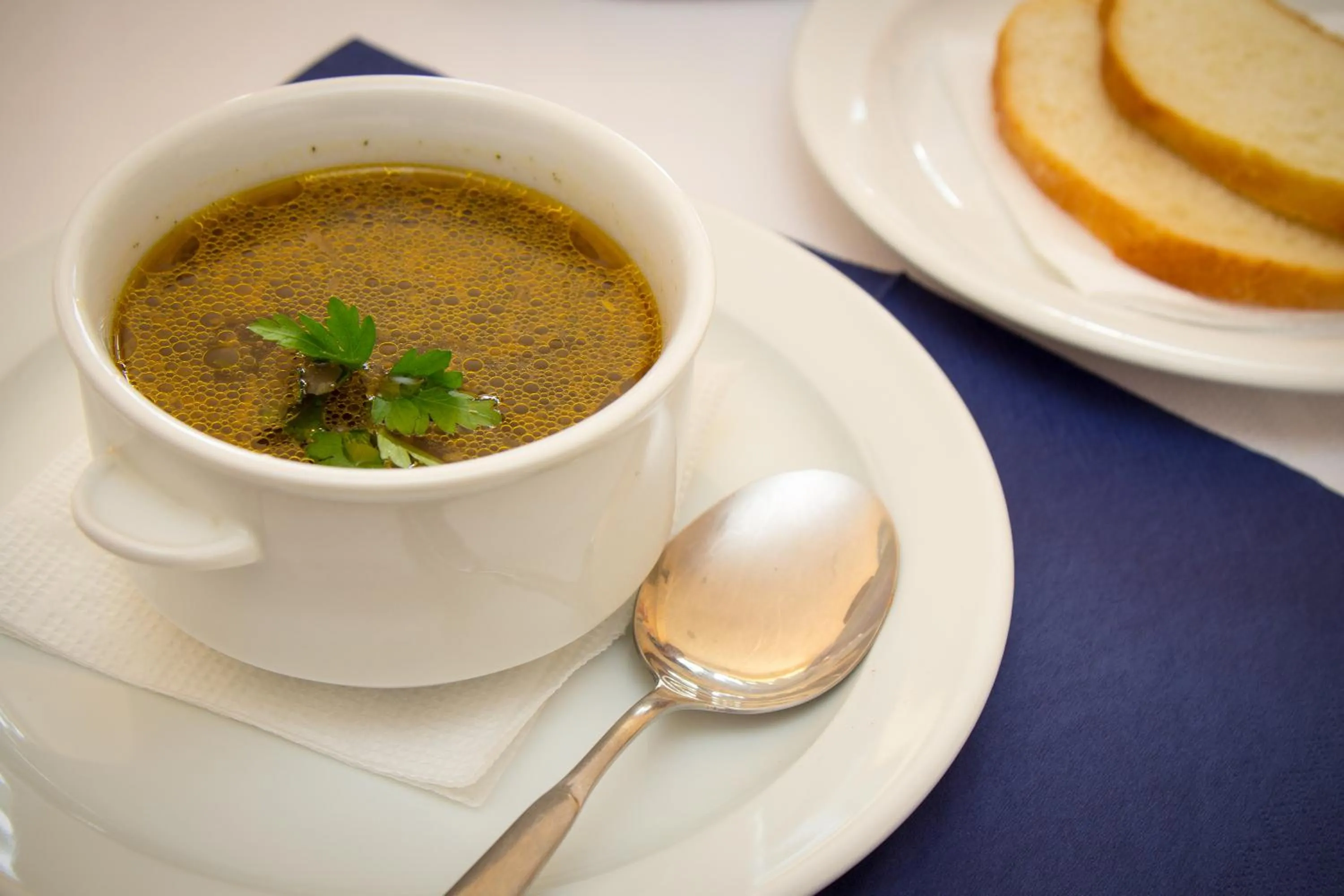 Restaurant/places to eat in Karpatski Dzherela