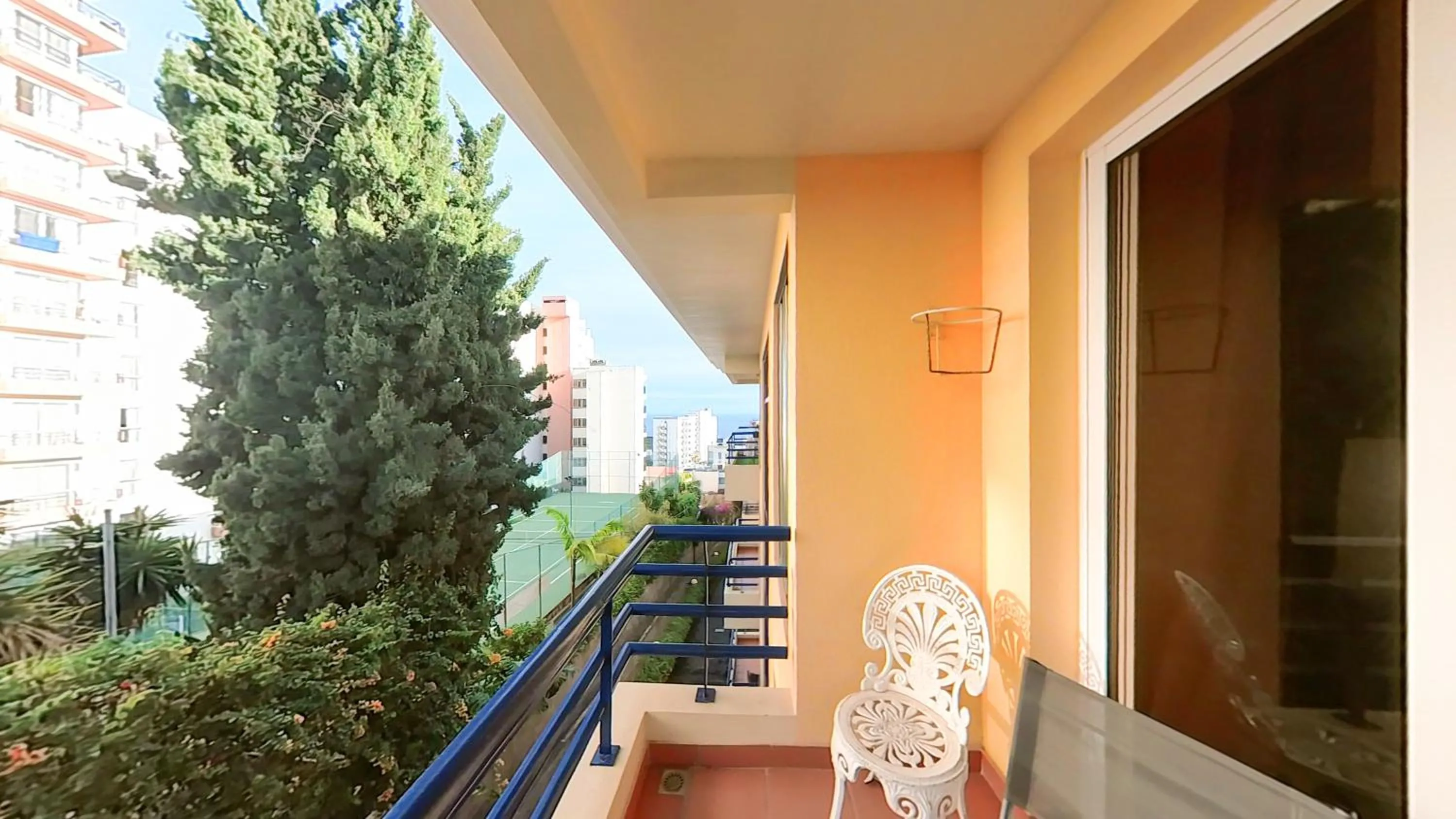 LIDO CASA BRANCA