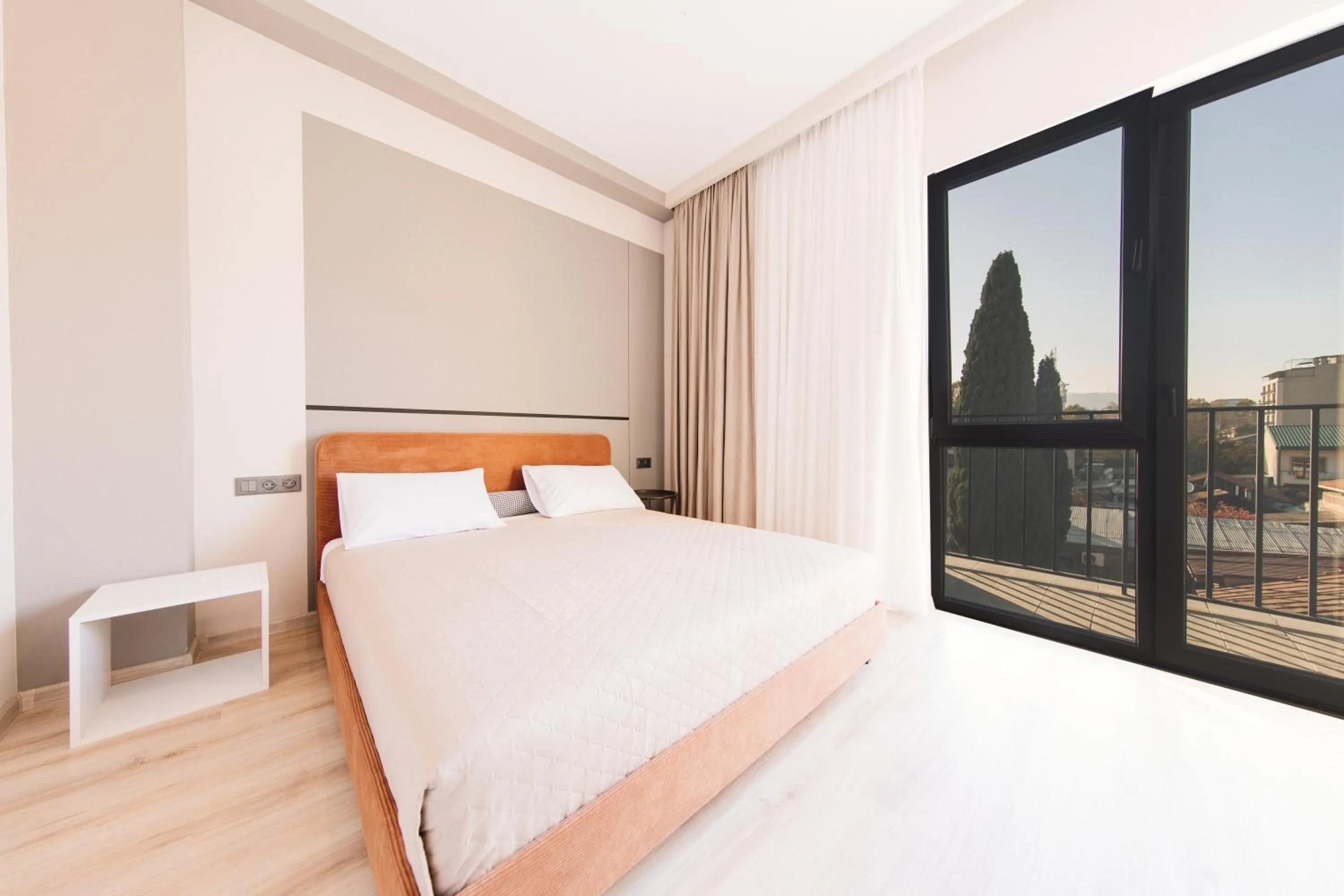 Bed in Doors Boutique Hotel