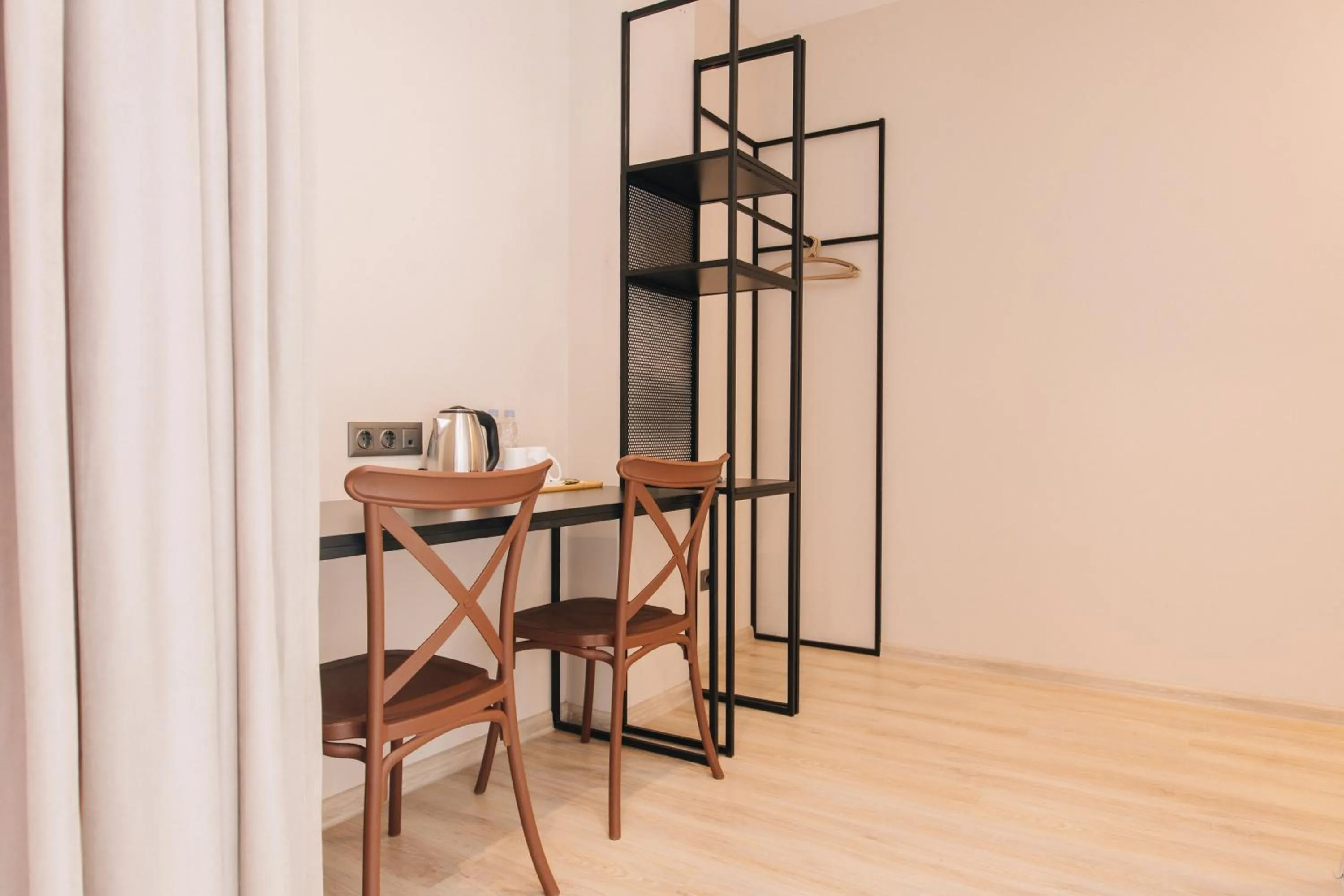 Coffee/tea facilities in Doors Boutique Hotel