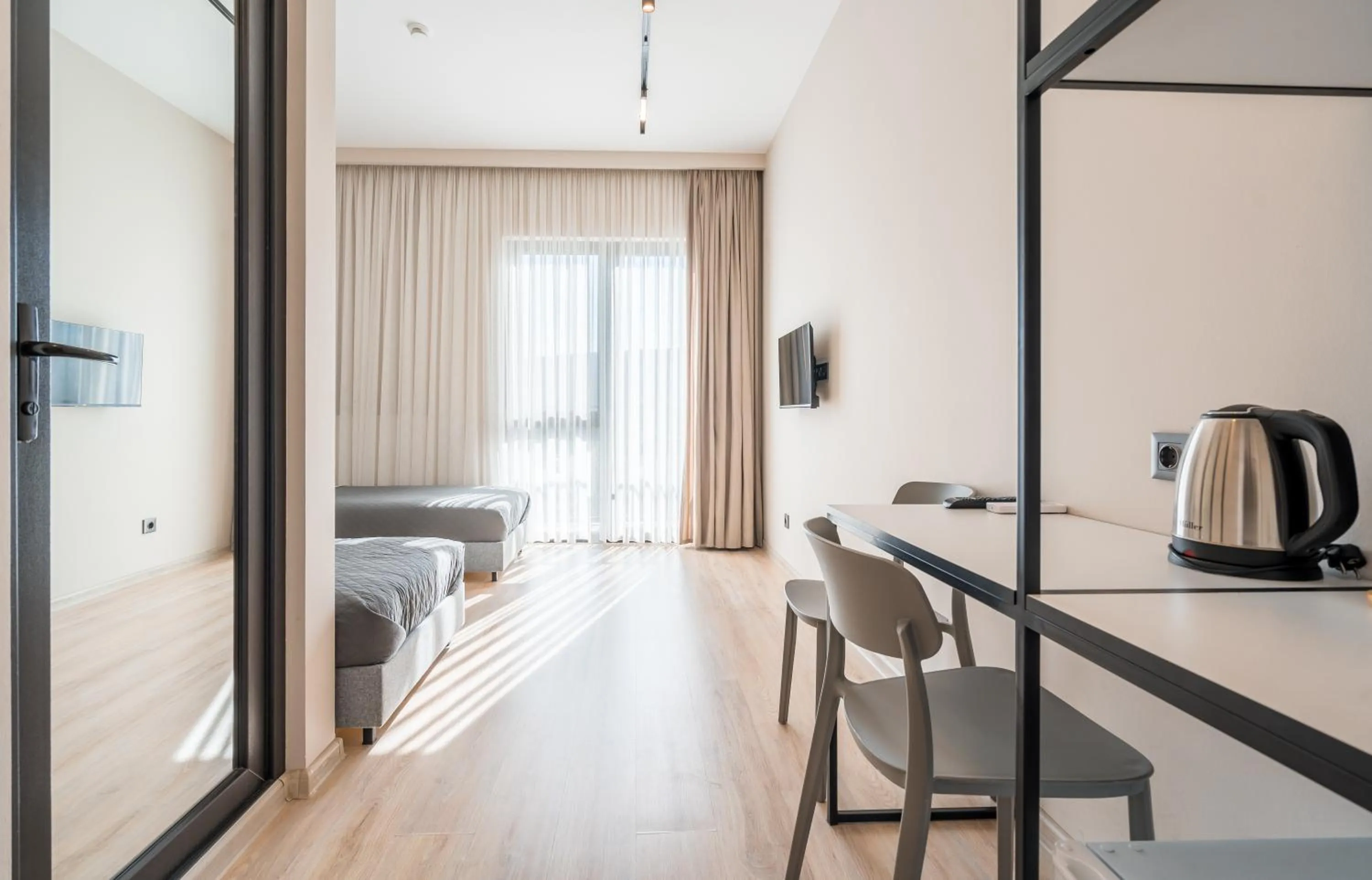 Bed in Doors Boutique Hotel