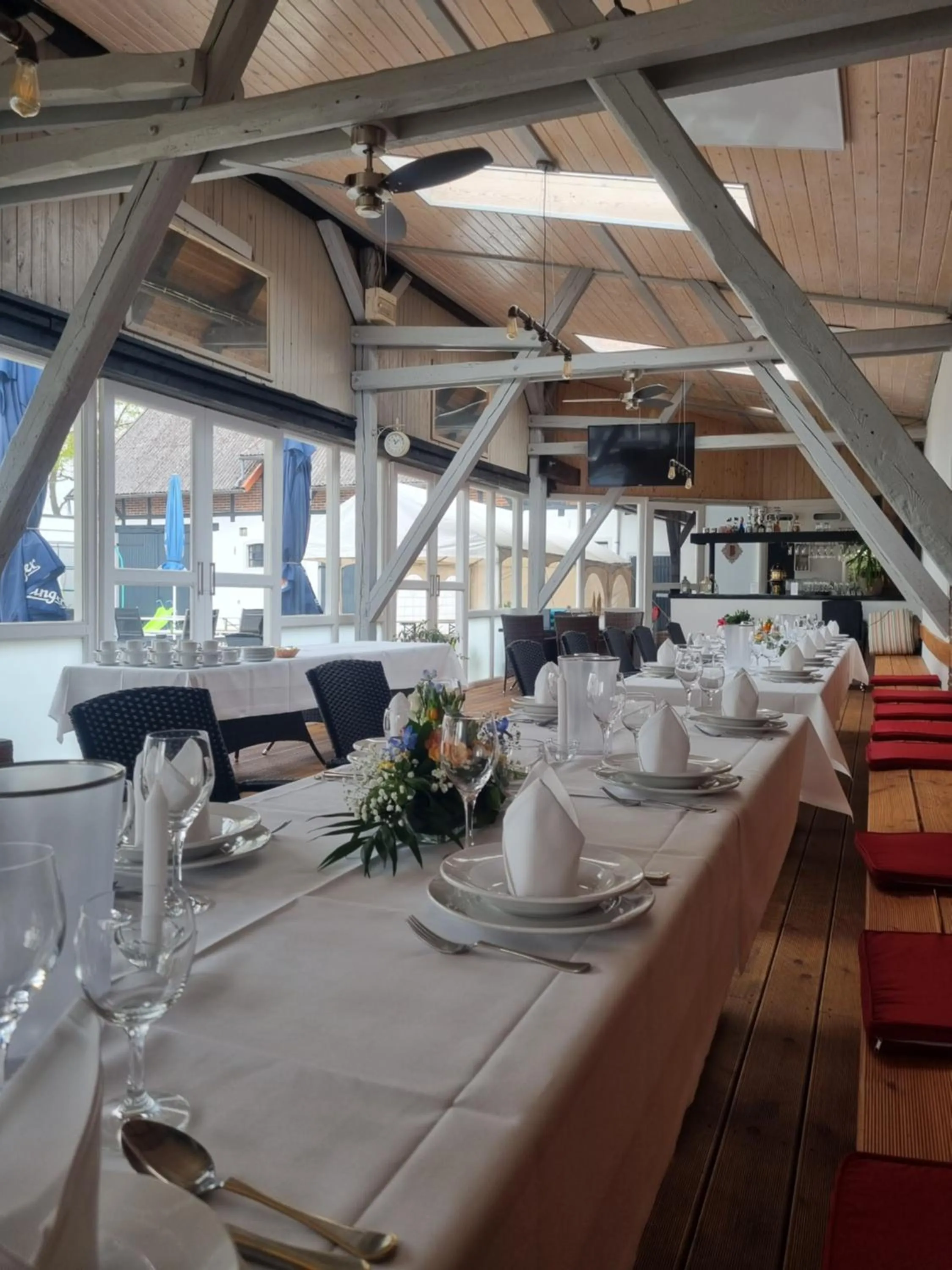 Restaurant/places to eat in Bennetts Restaurant und Hotel