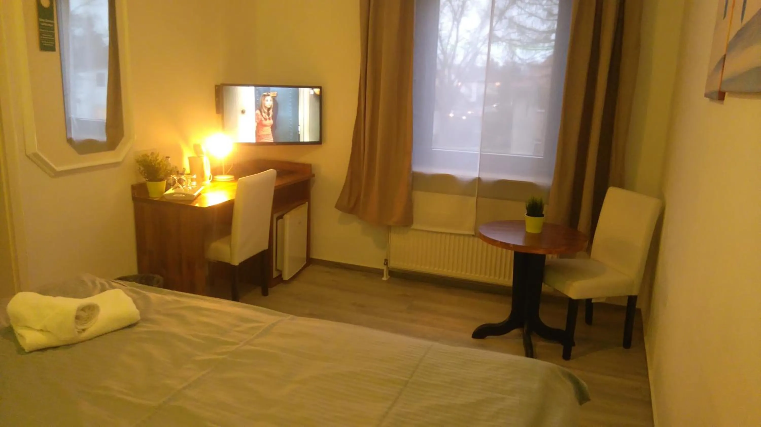 TV and multimedia, Bed in Bennetts Restaurant und Hotel