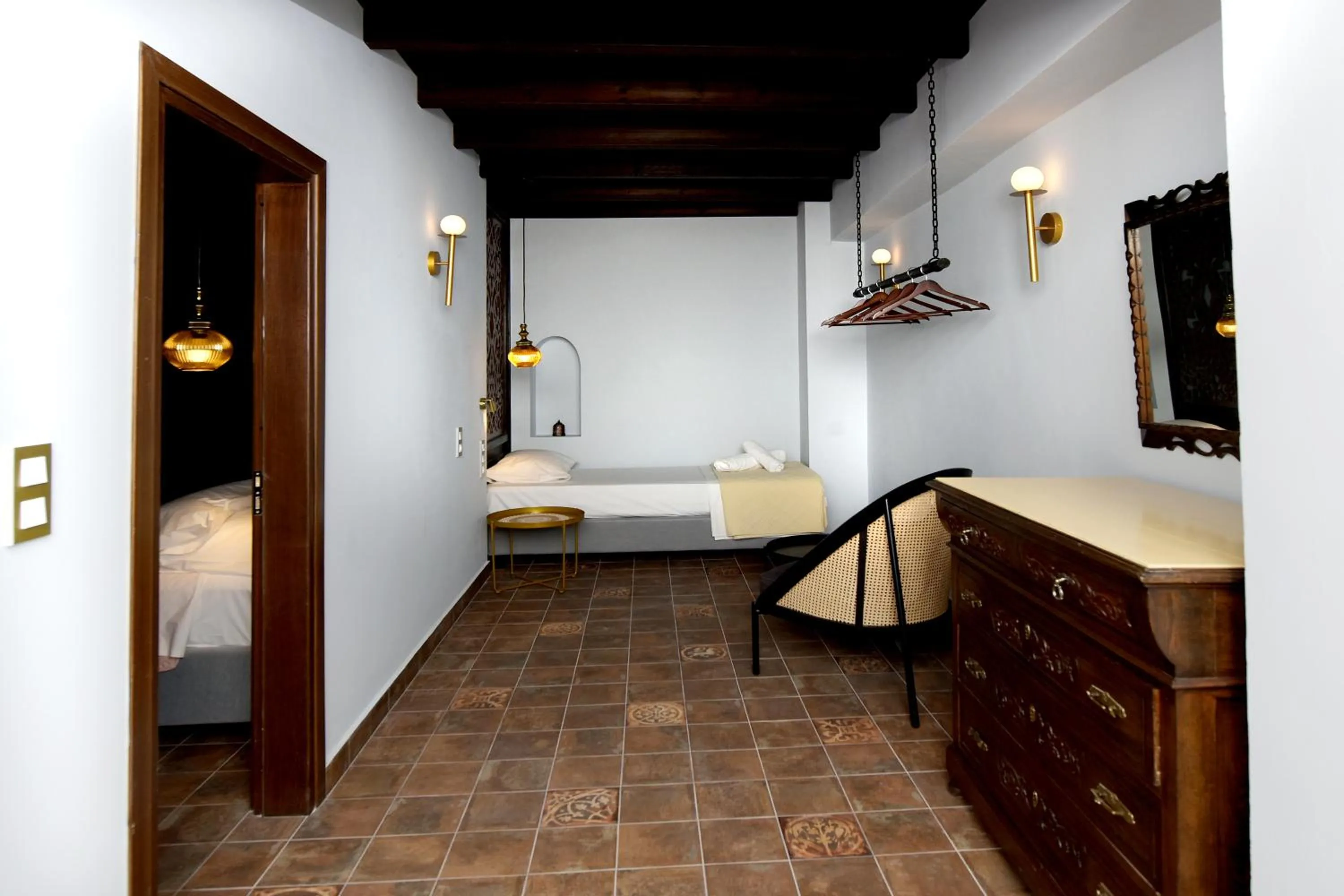 Photo of the whole room, Bed in Elaia-Fos