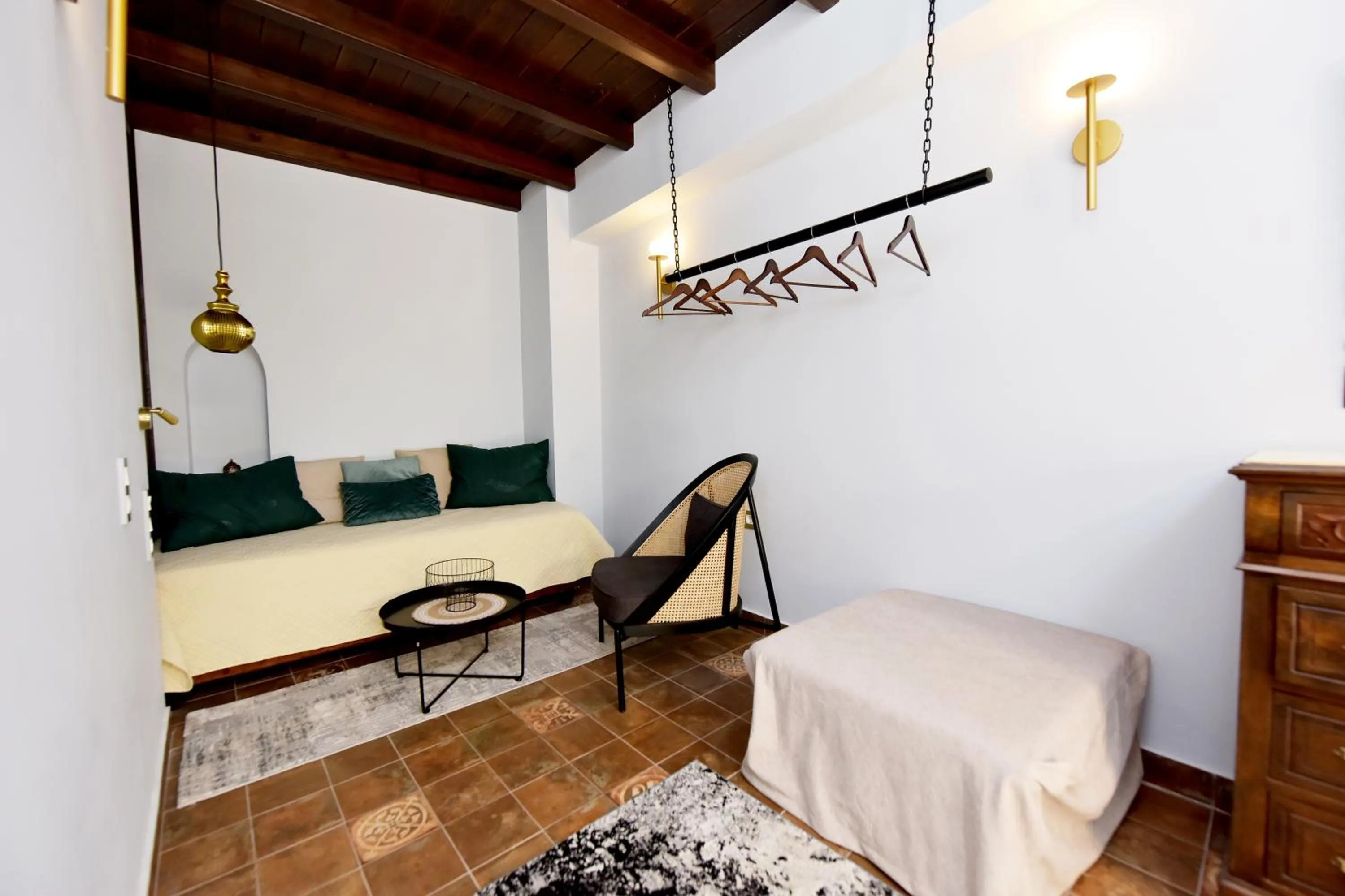 Photo of the whole room, Bed in Elaia-Fos