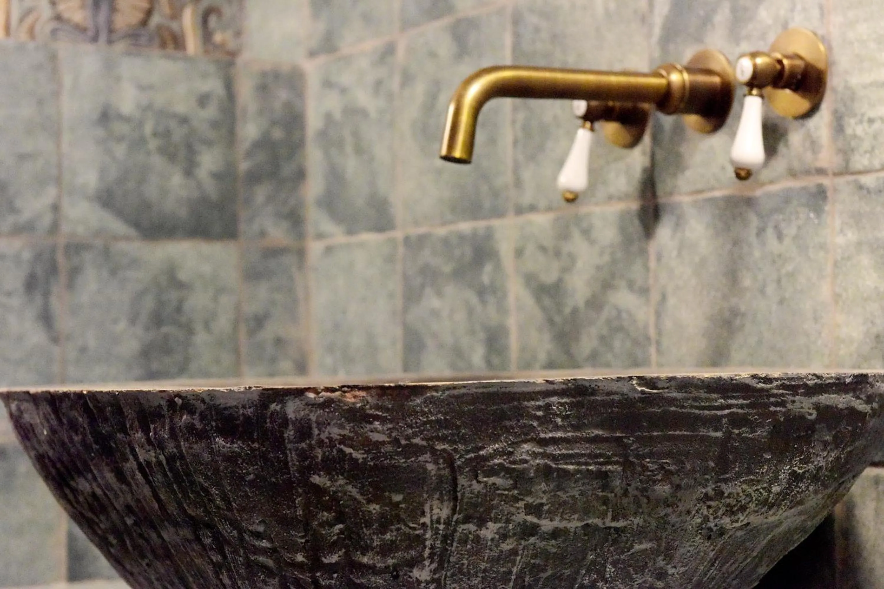 Bathroom in Elaia-Fos