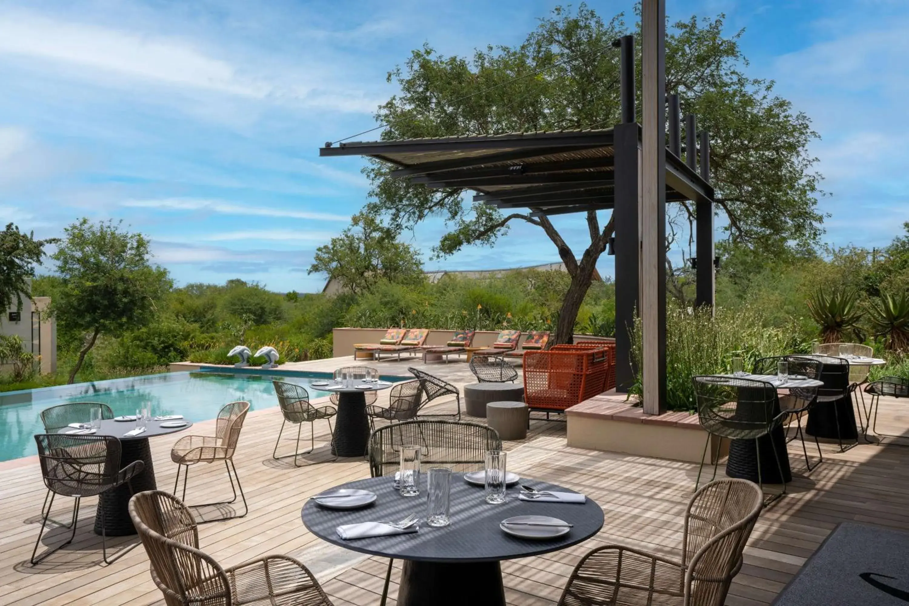 Property building in Radisson Safari Hotel Hoedspruit Property building in Radisson Safari Hotel Hoedspruit
