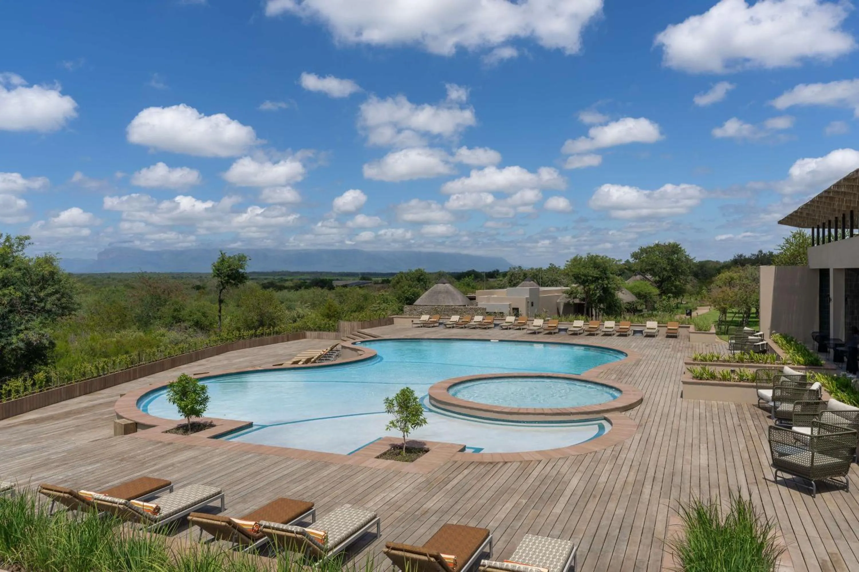 Property building in Radisson Safari Hotel Hoedspruit