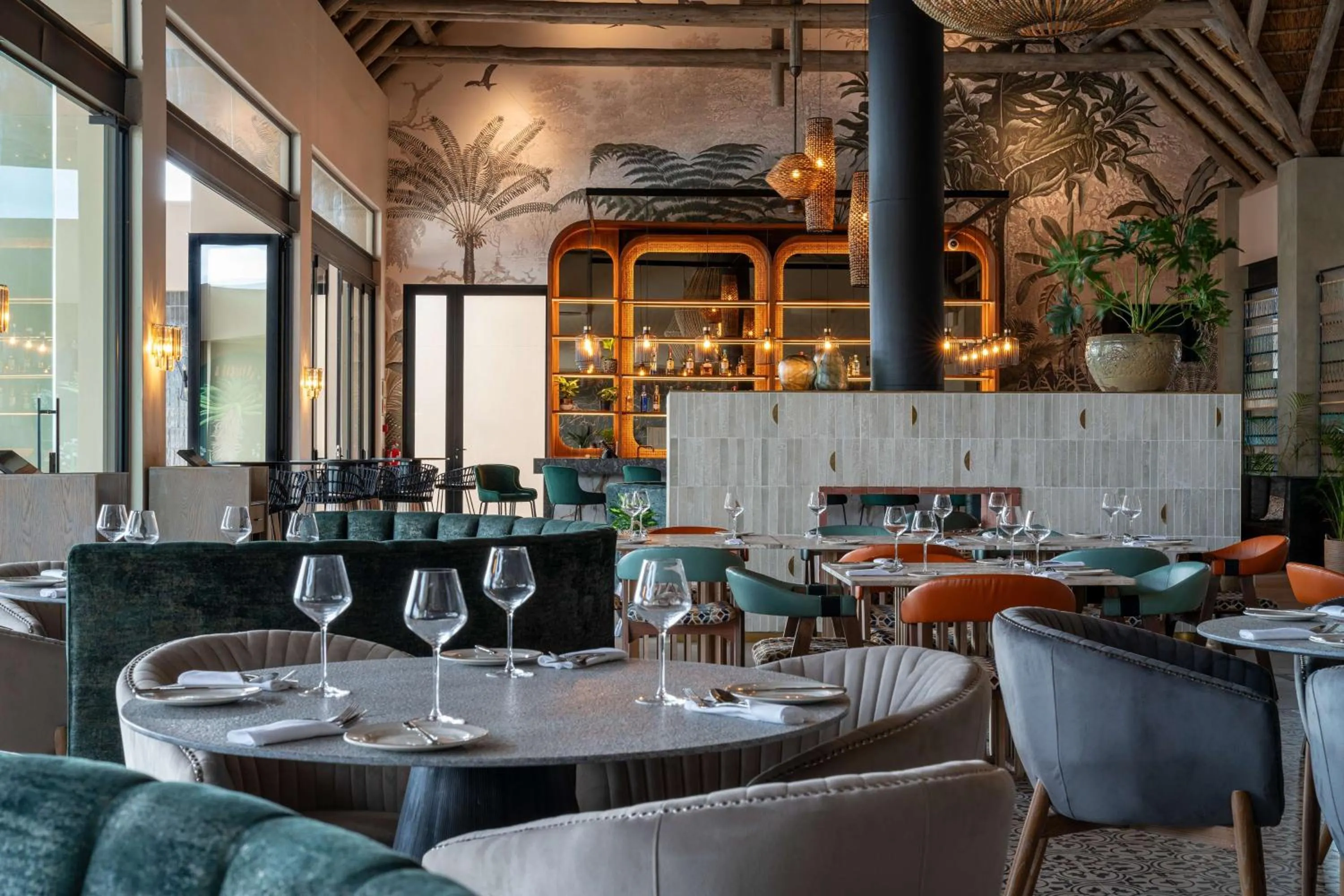 Restaurant/places to eat in Radisson Safari Hotel Hoedspruit