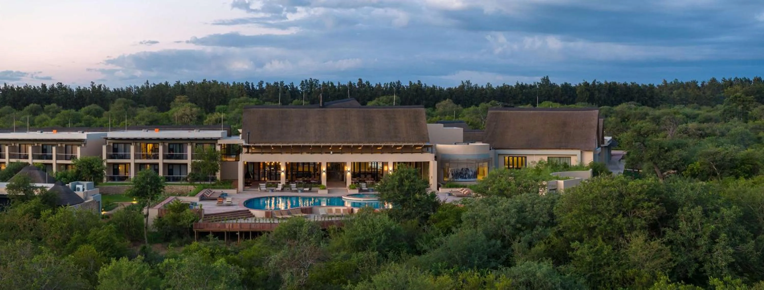 Property building in Radisson Safari Hotel Hoedspruit