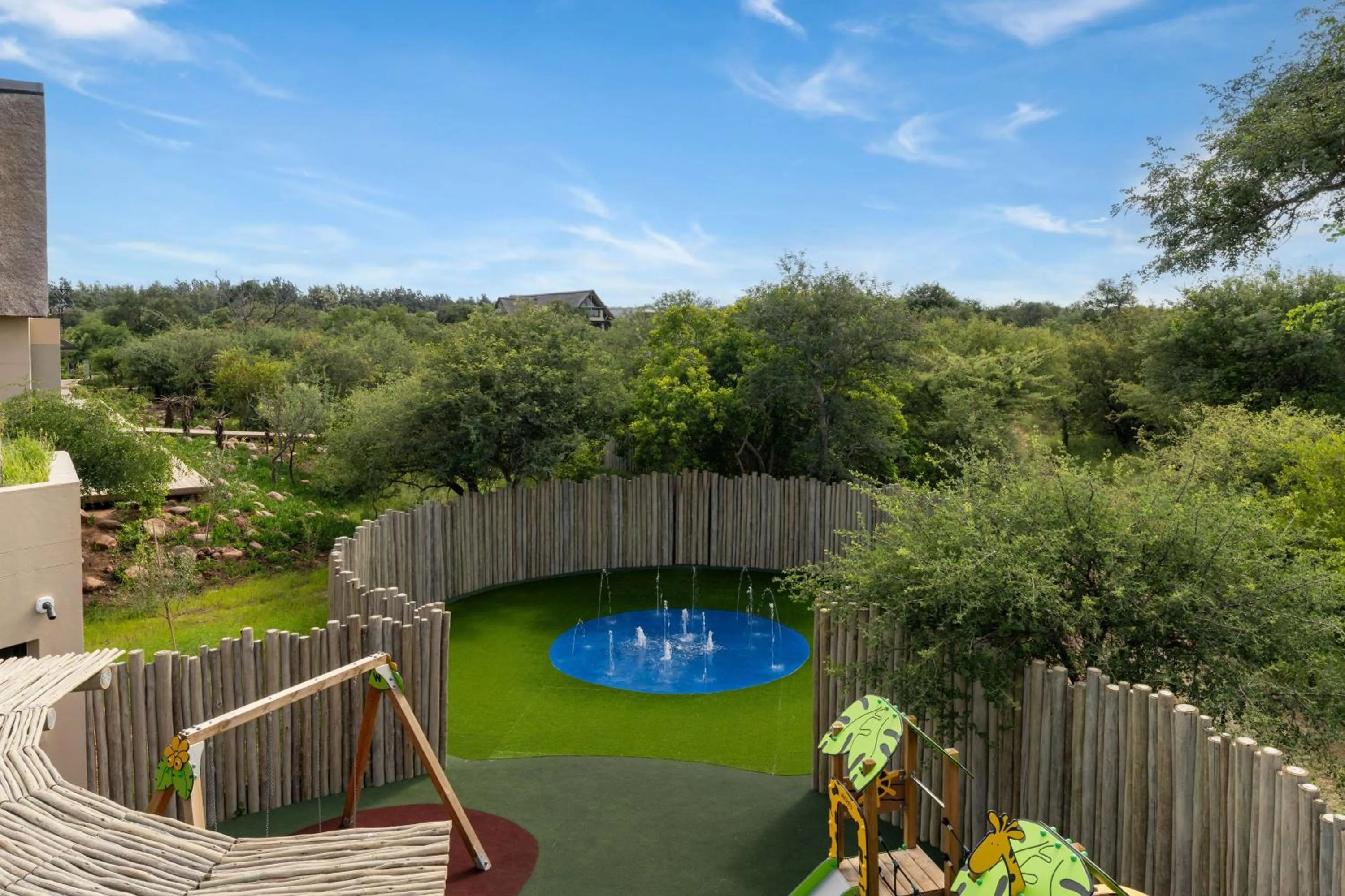 Property building in Radisson Safari Hotel Hoedspruit