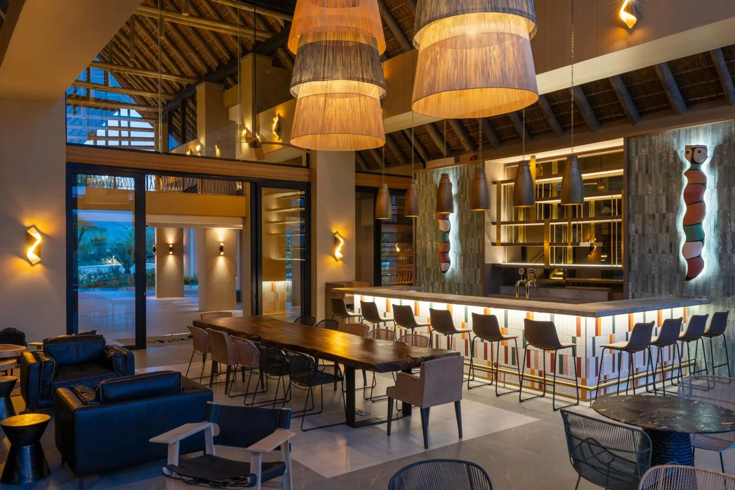 Lounge or bar in Radisson Safari Hotel Hoedspruit