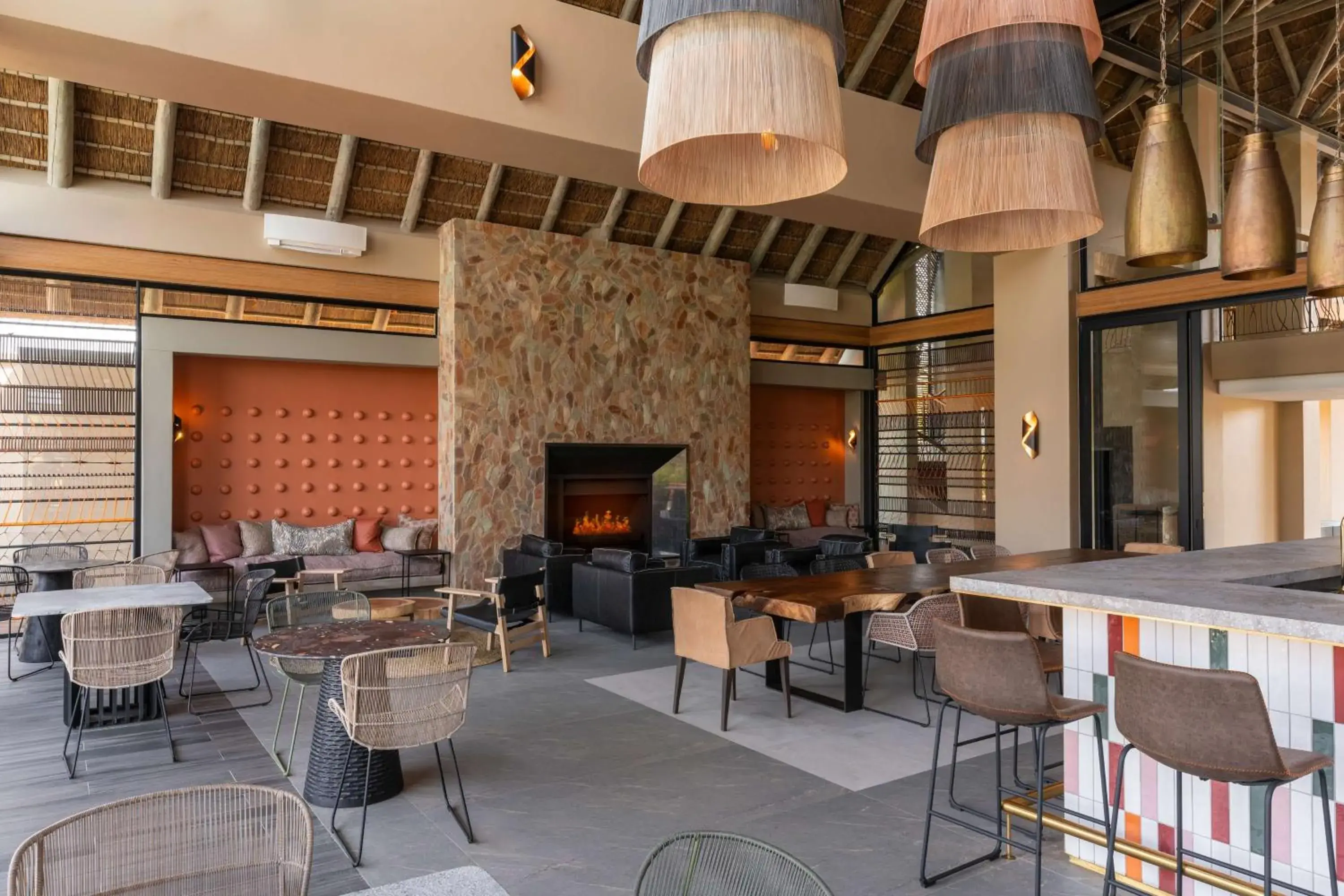 Lounge or bar in Radisson Safari Hotel Hoedspruit Lounge or bar in Radisson Safari Hotel Hoedspruit