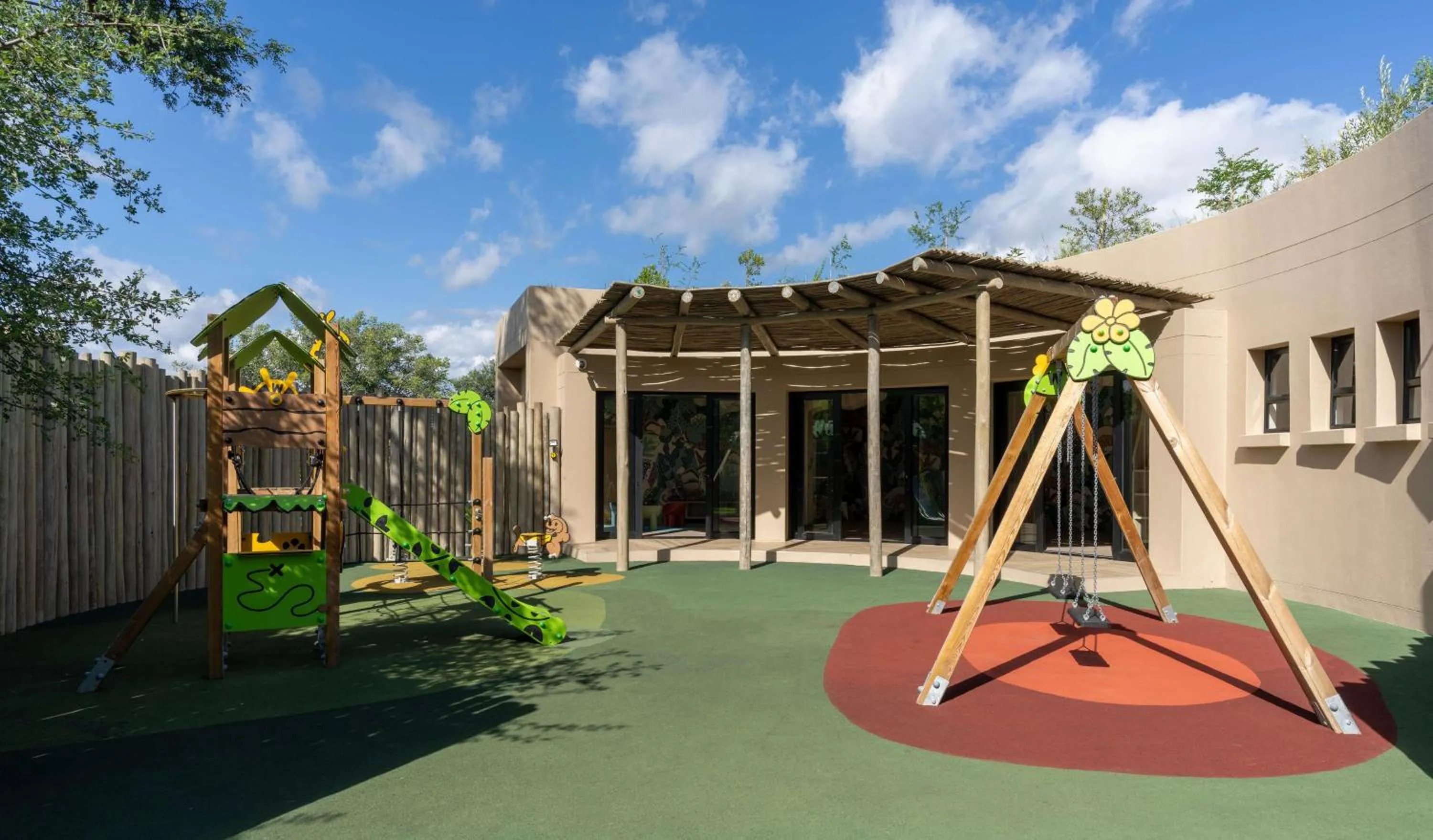 Property building in Radisson Safari Hotel Hoedspruit