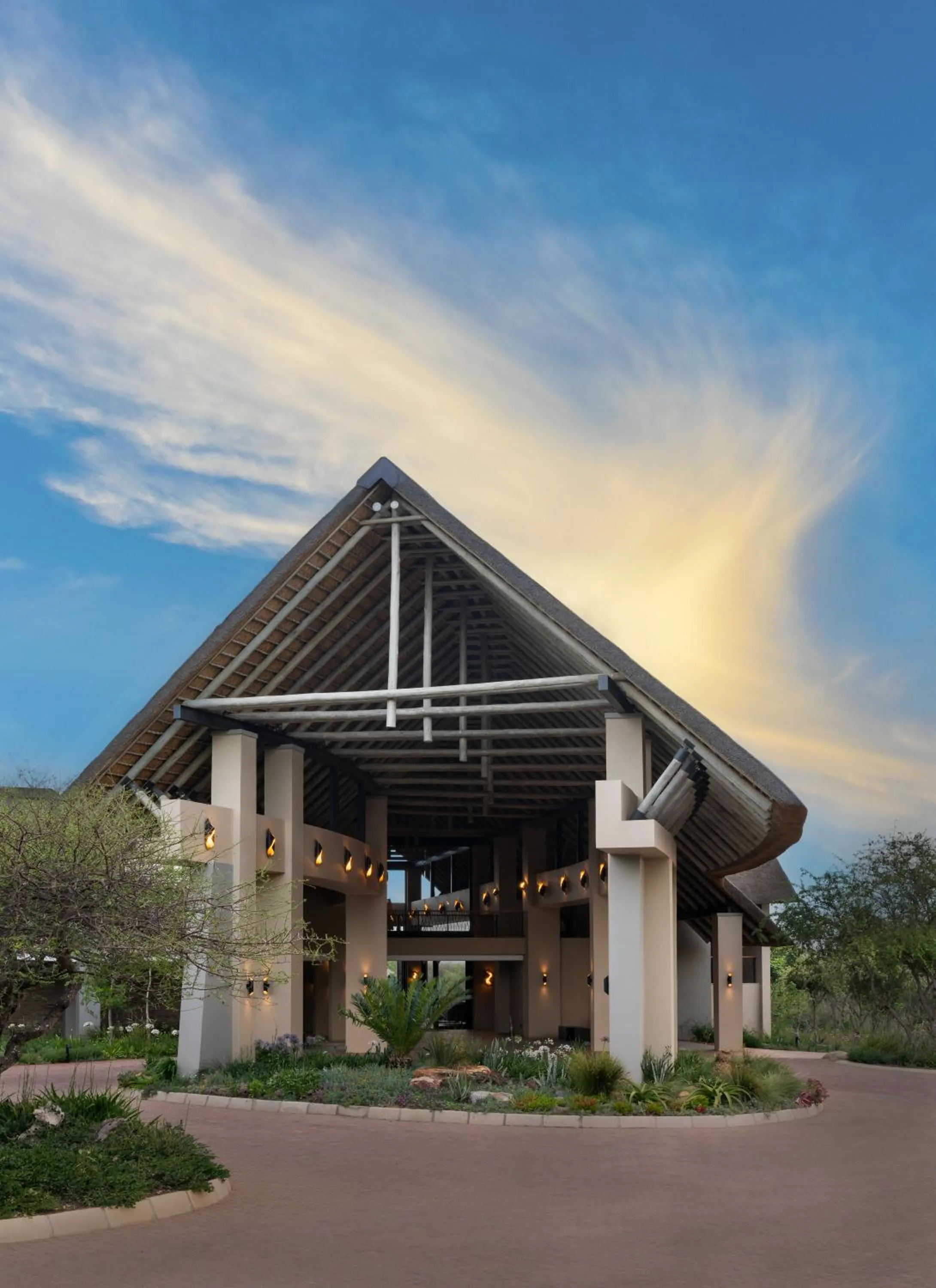 Property building in Radisson Safari Hotel Hoedspruit