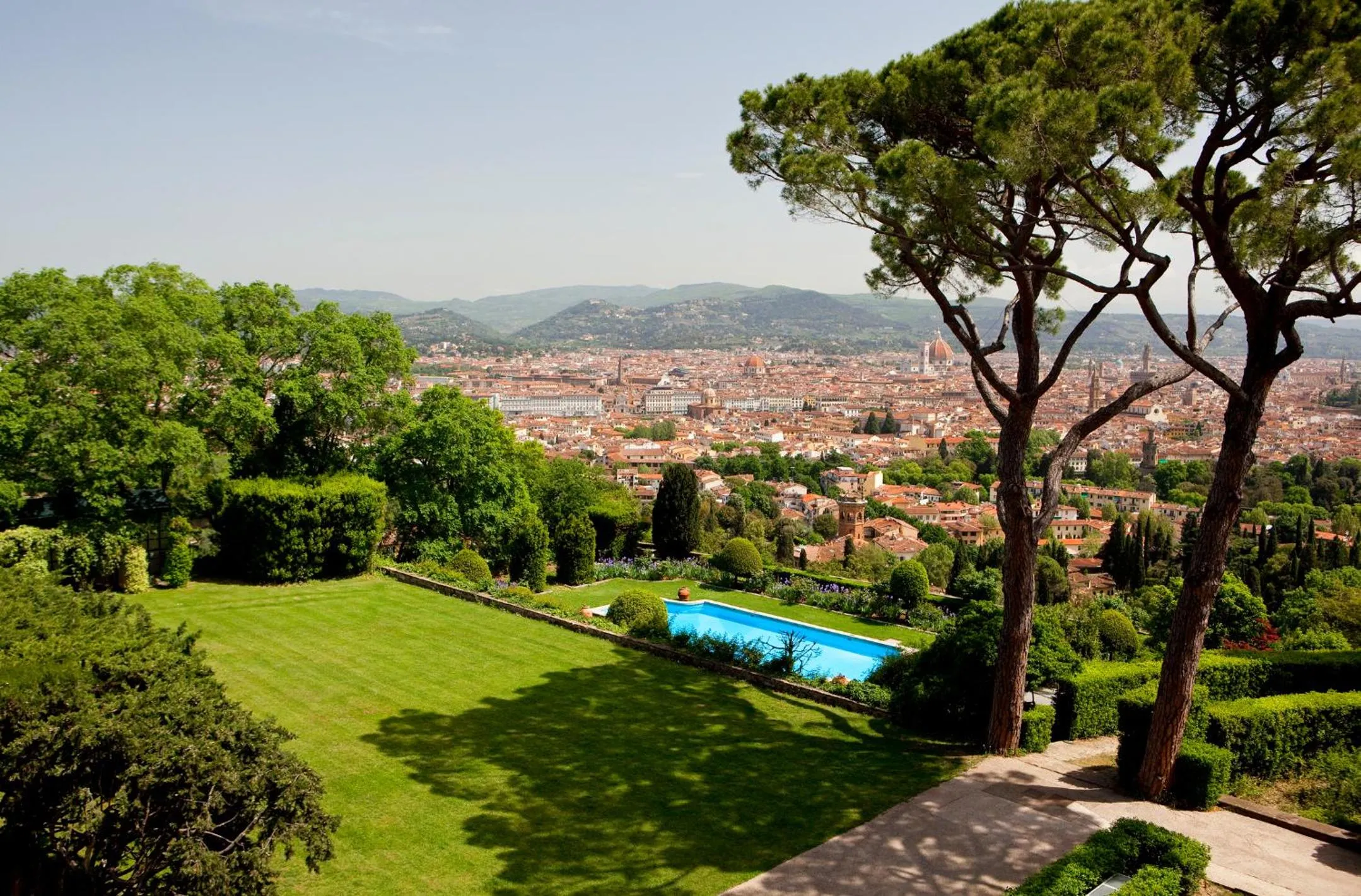 Swimming pool in Hotel Torre di Bellosguardo