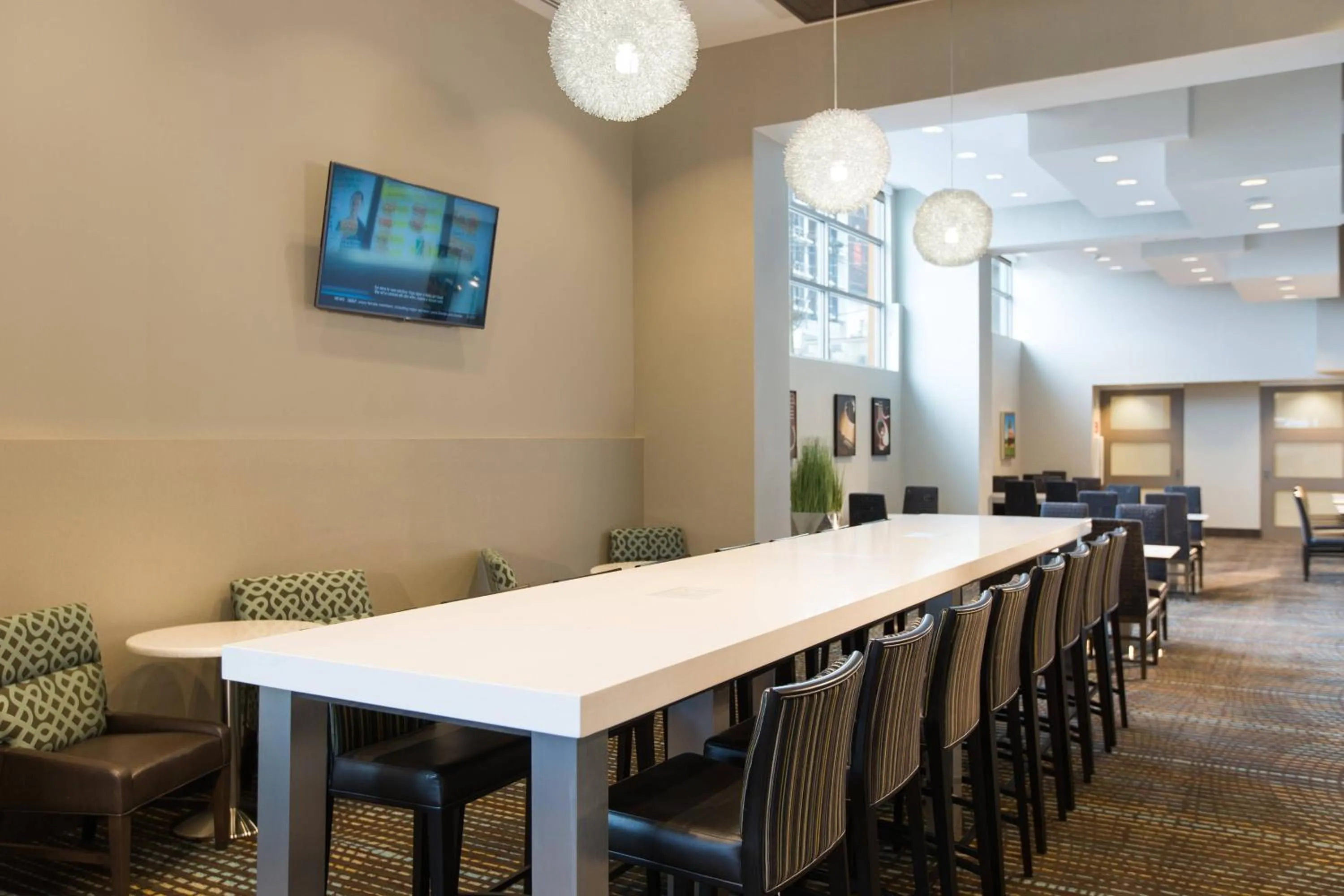 Restaurant/places to eat in Residence Inn by Marriott Nashville Vanderbilt/West End