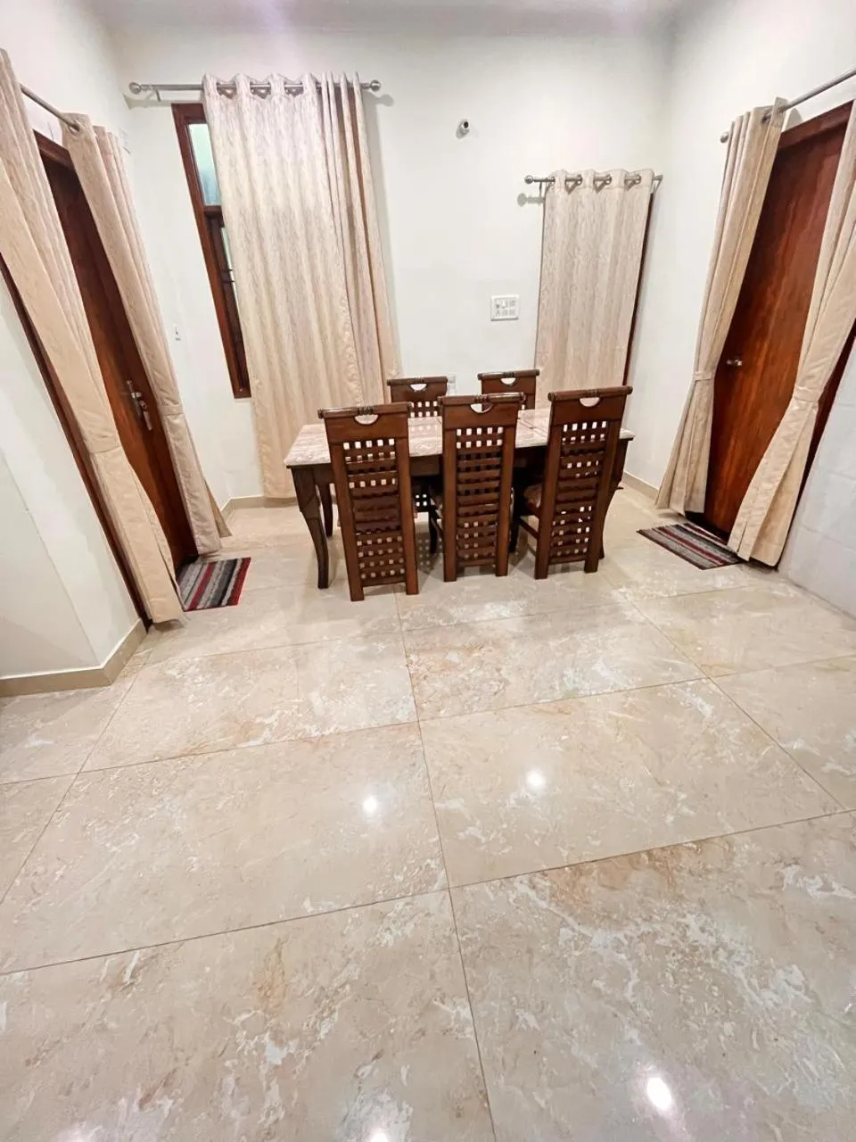 Shri Ram Paying Guest House Premium Rooms