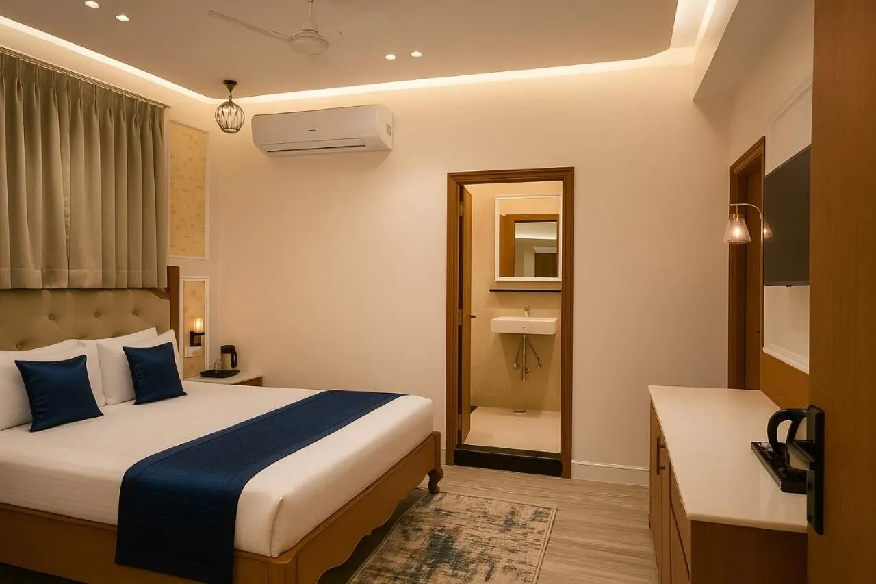 Bed in Shri Ram Paying Guest House Premium Rooms