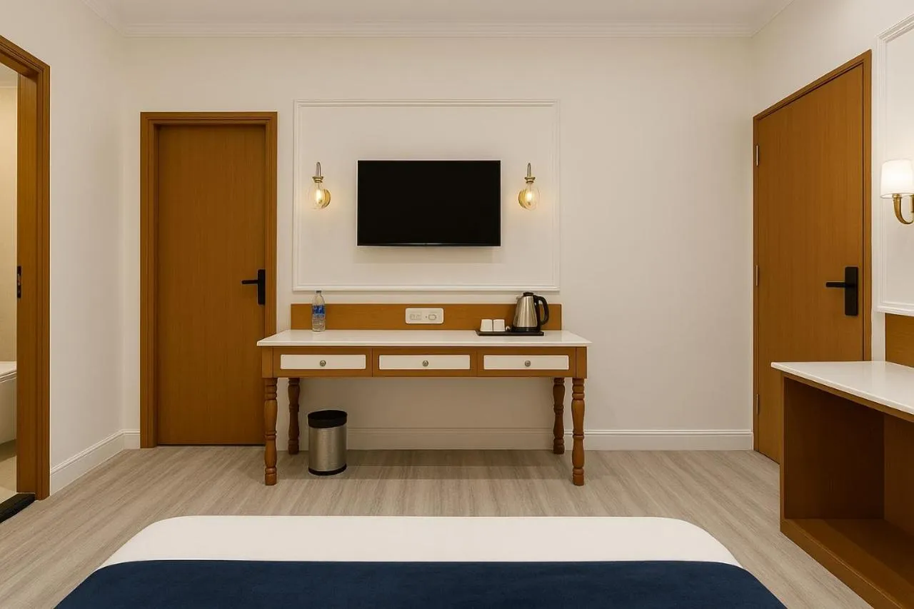 Bed in Shri Ram Paying Guest House Premium Rooms