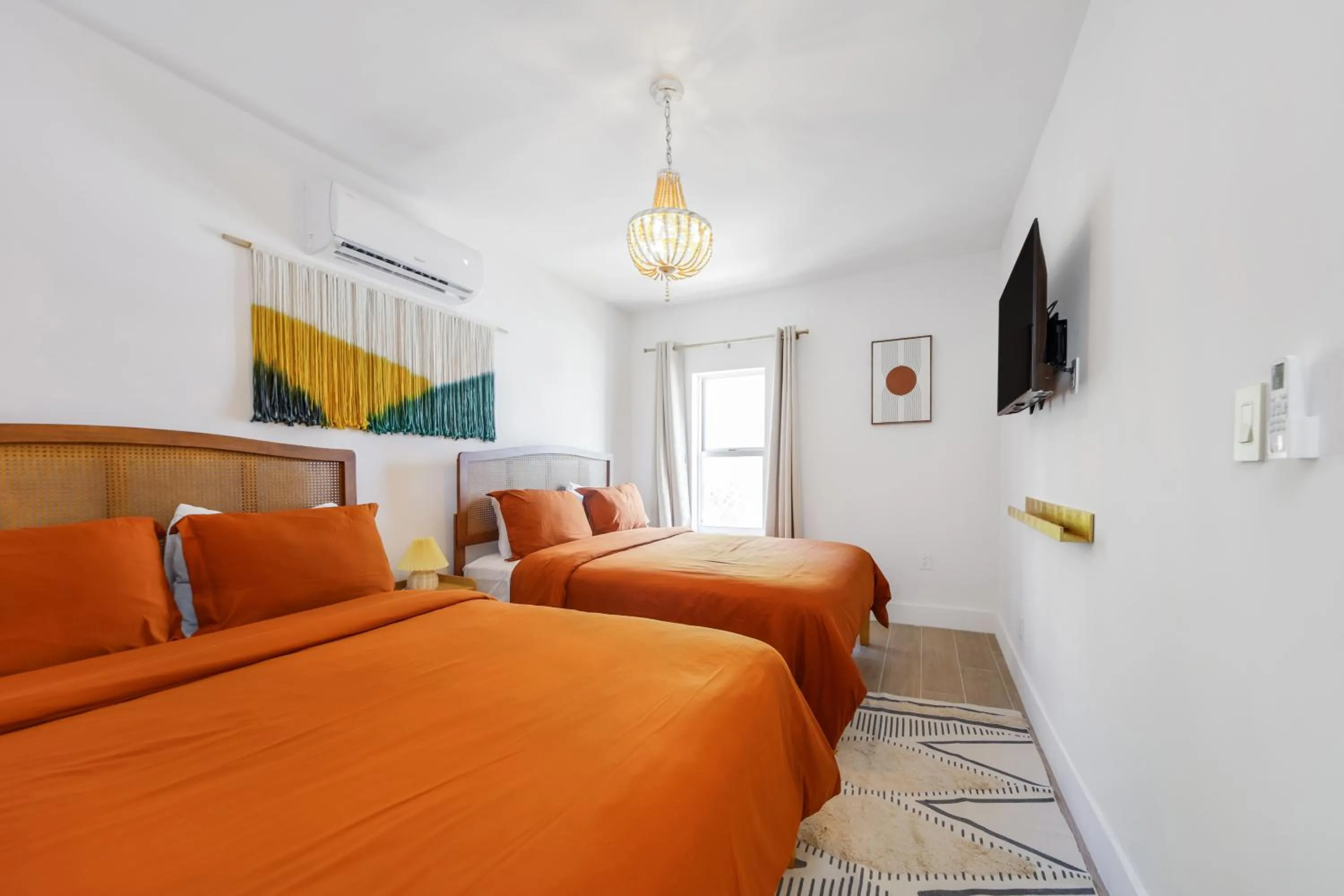 Bed in Tropics Hotel Miami Beach