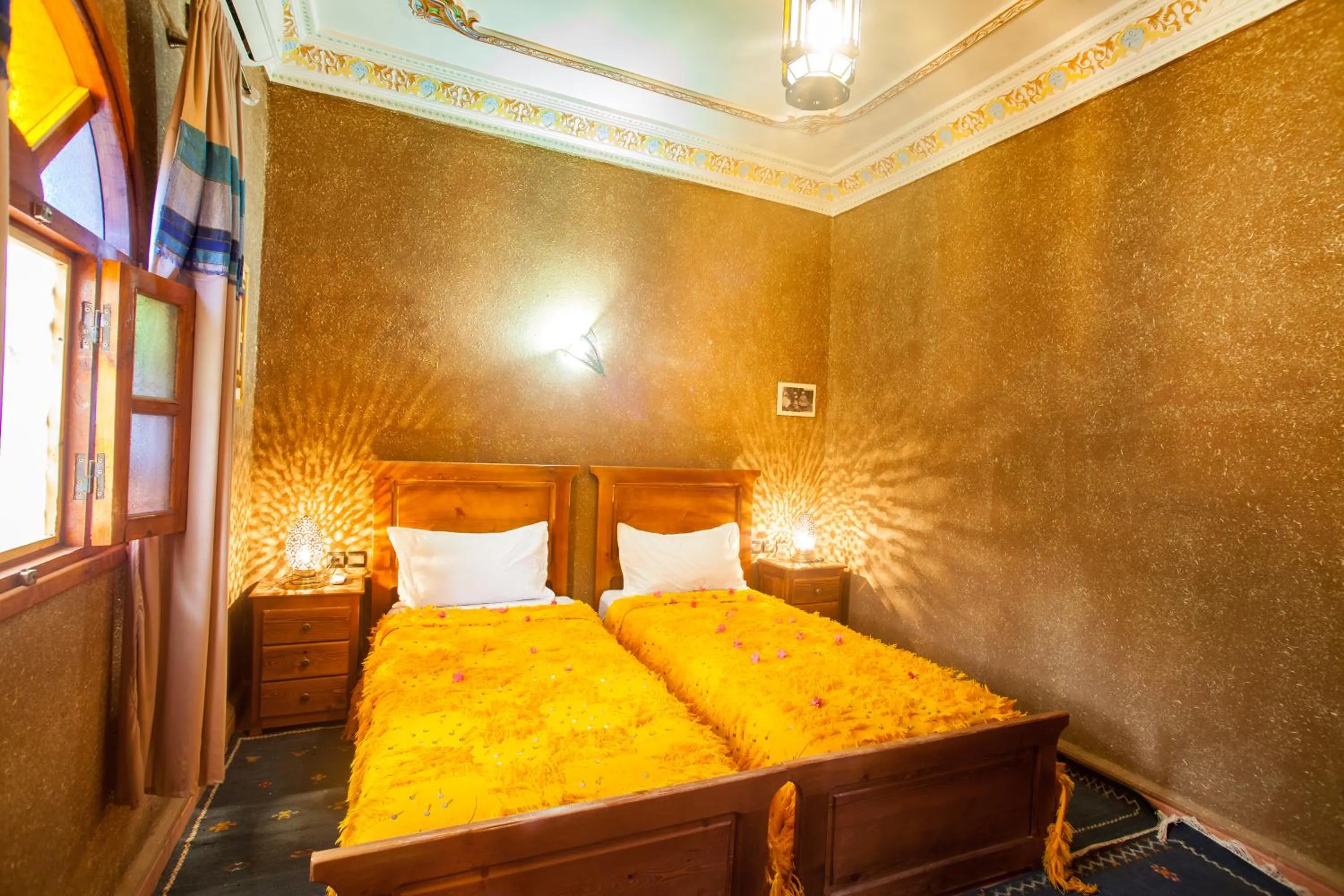 Bedroom, Bed in Riad Soleil du Monde