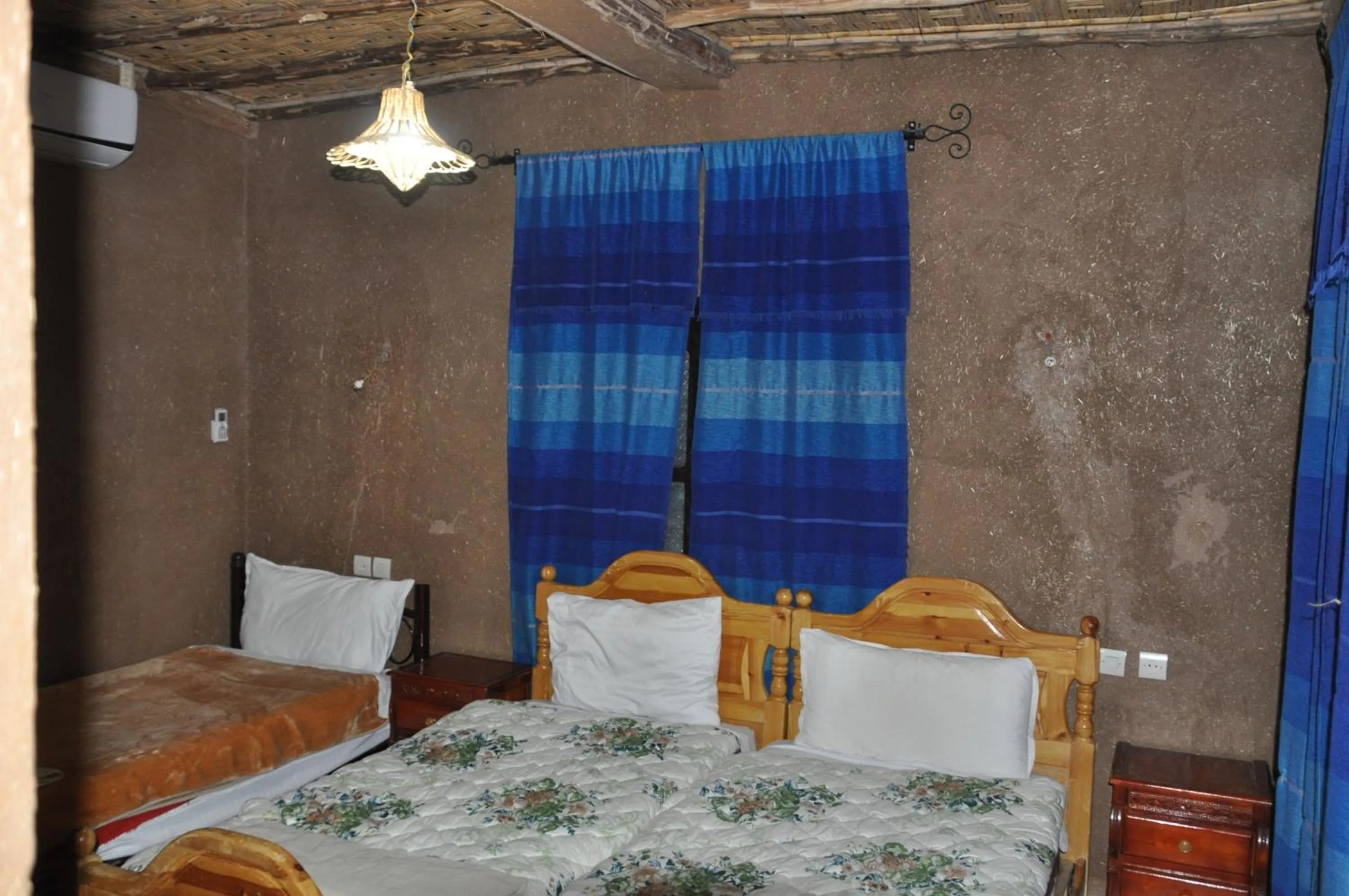 Triple Room with Terrace in Riad Soleil du Monde