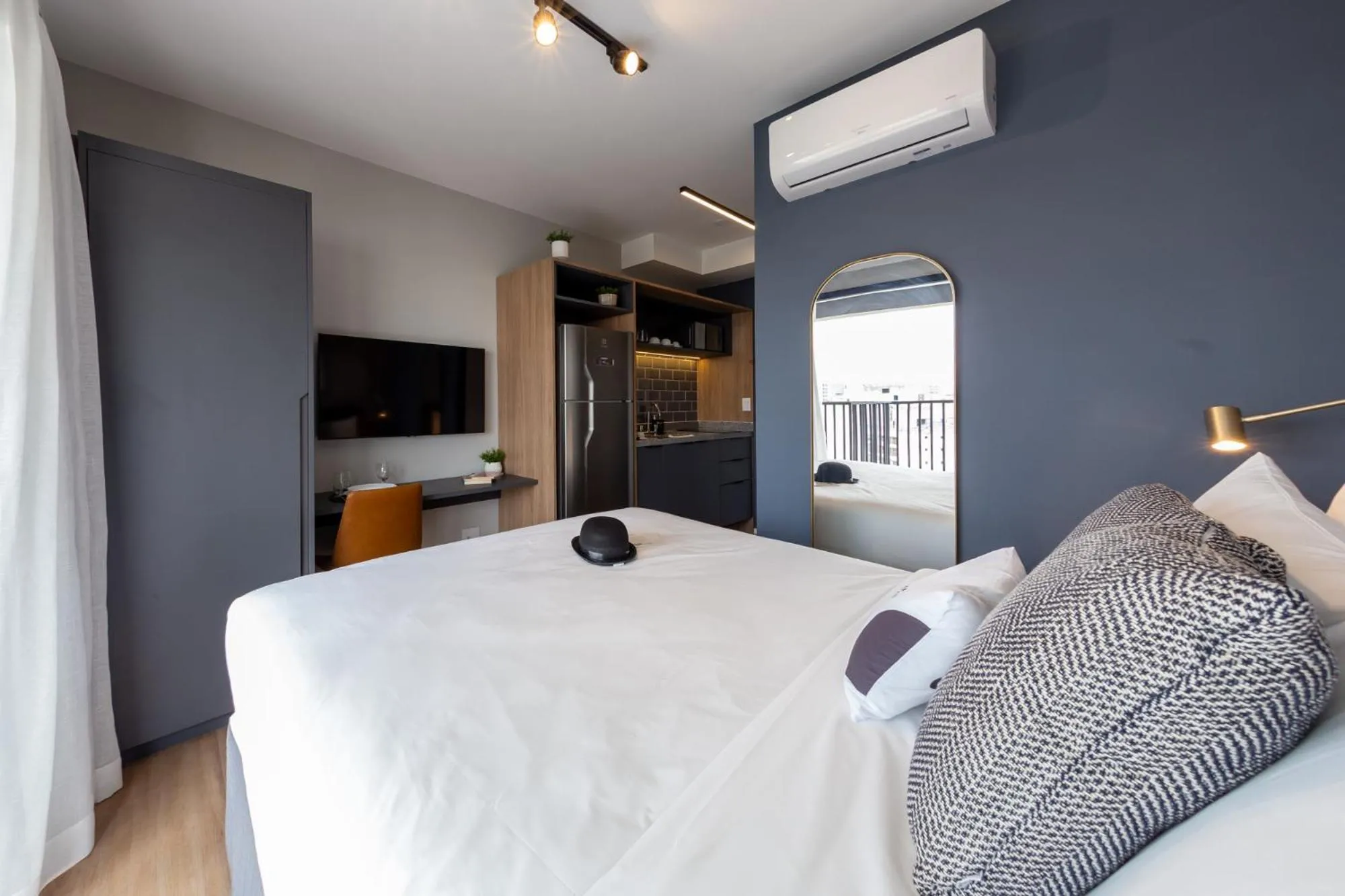 Bed in Charlie Nik Vila Mariana