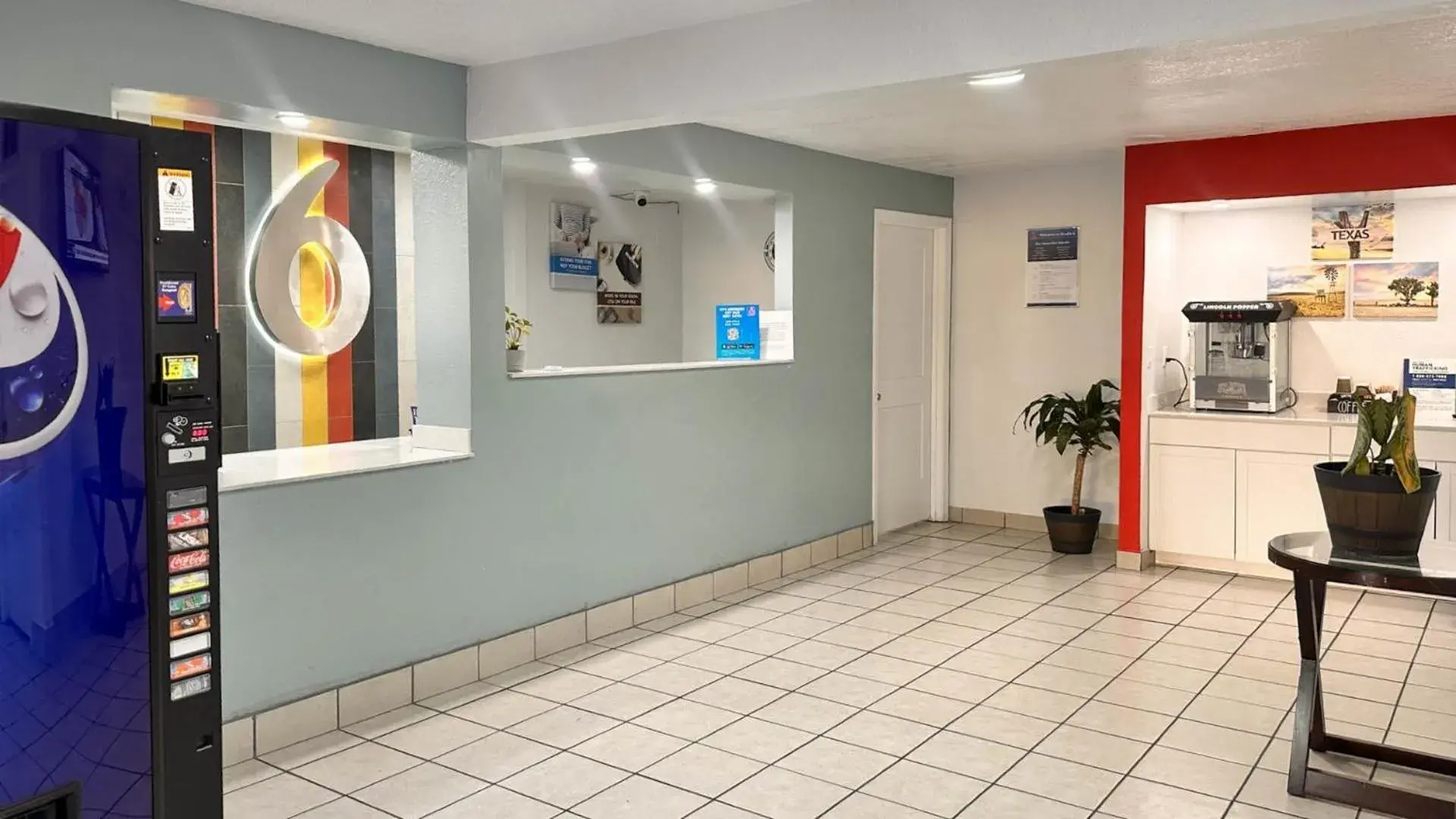Lobby or reception in Motel 6 Borger, TX Boom Town Lobby or reception in Motel 6 Borger, TX Boom Town