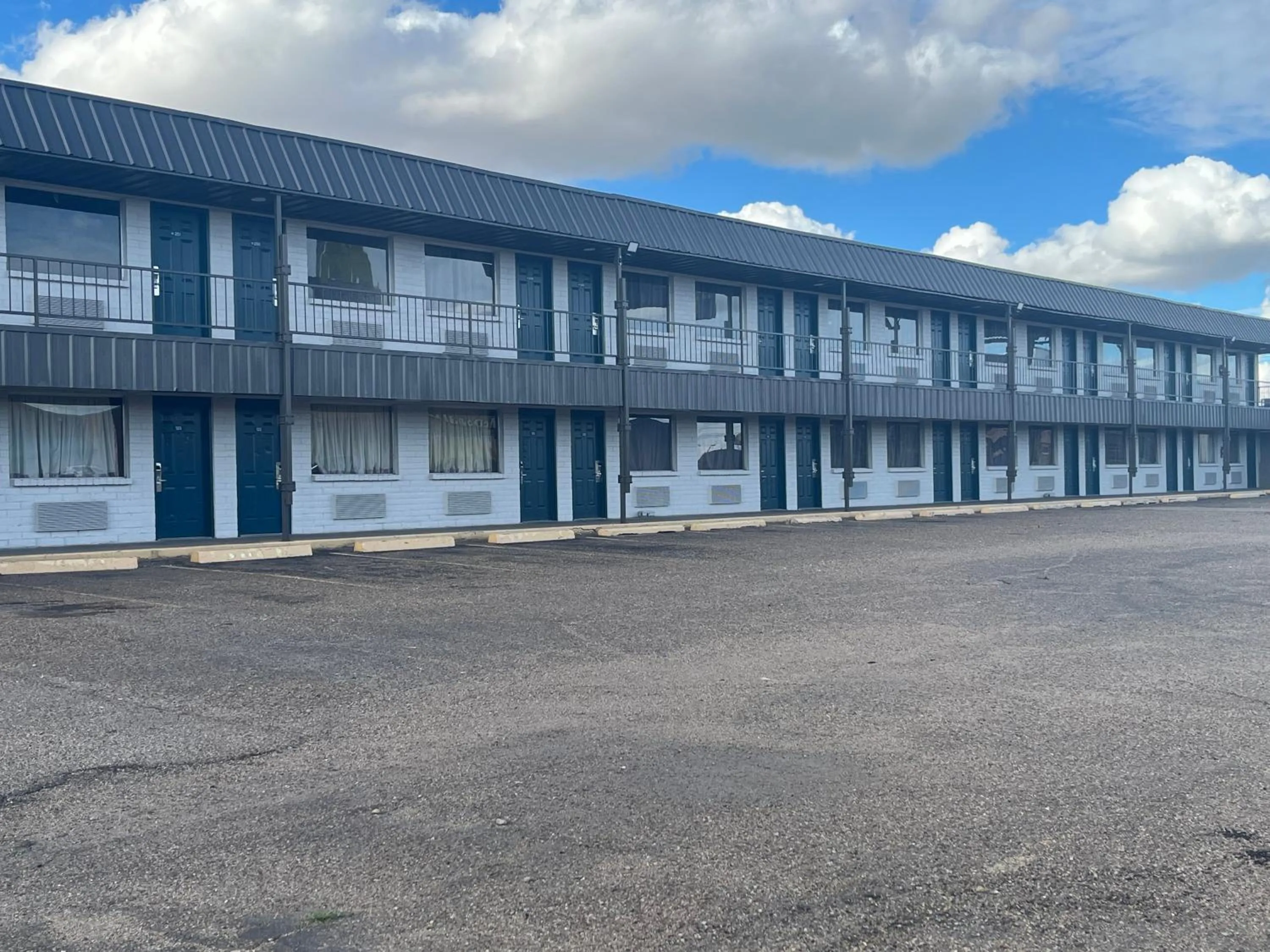 Property building in Motel 6 Borger, TX Boom Town