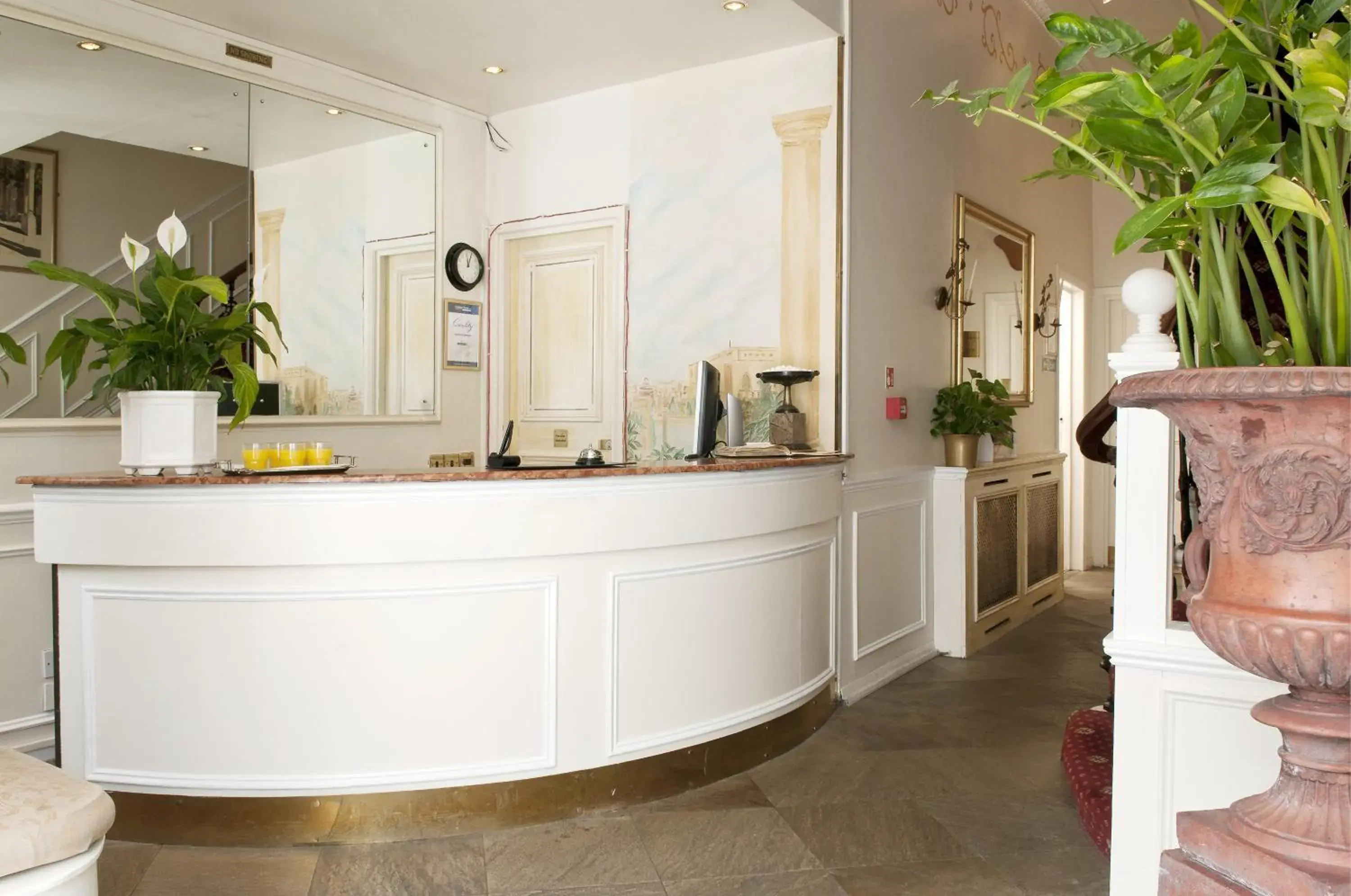 Lobby or reception in Rushmore Hotel Lobby or reception in Rushmore Hotel