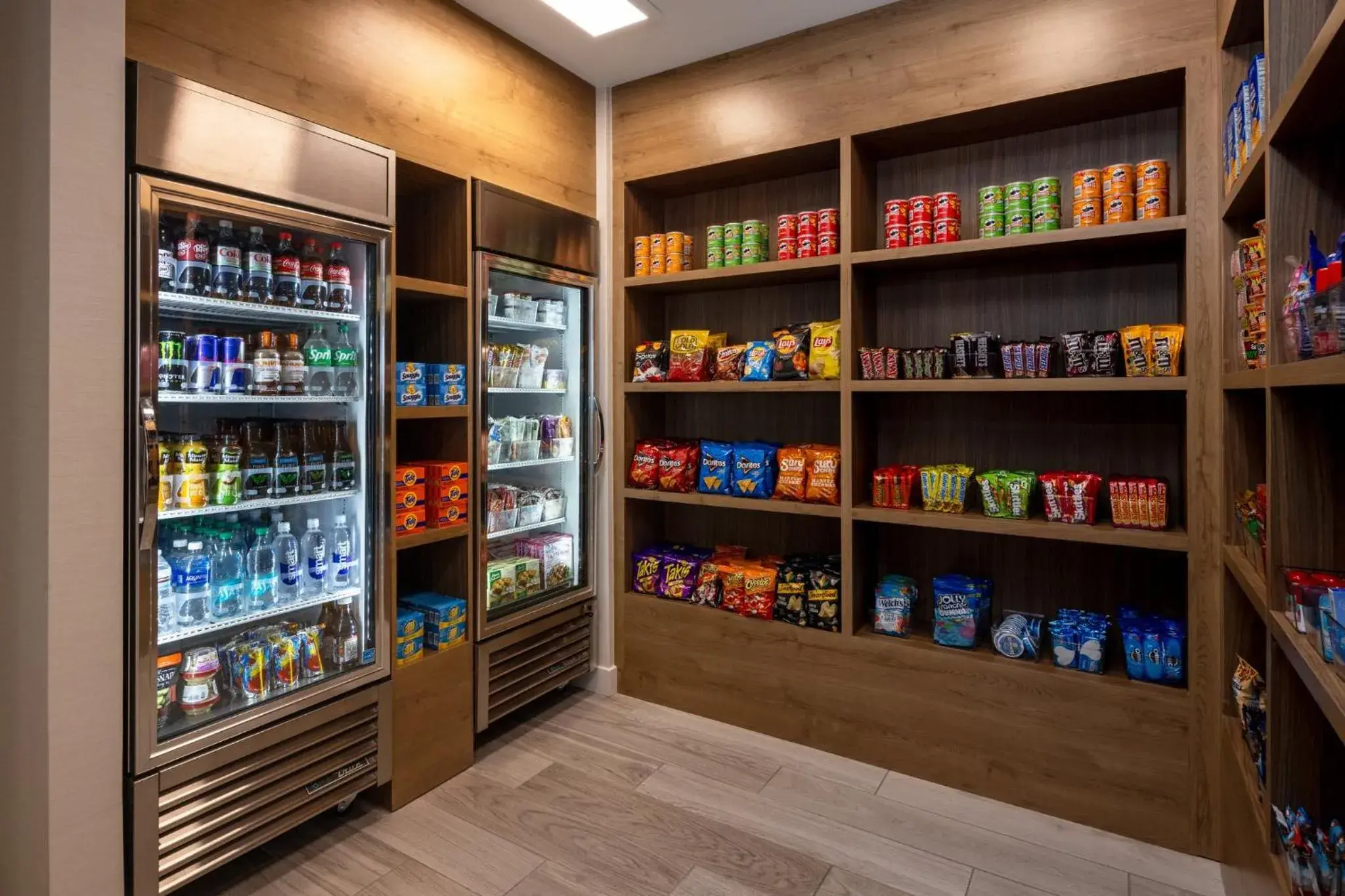 Swimming pool in Staybridge Suites Eastvale - Norco by IHG Swimming pool in Staybridge Suites Eastvale - Norco by IHG