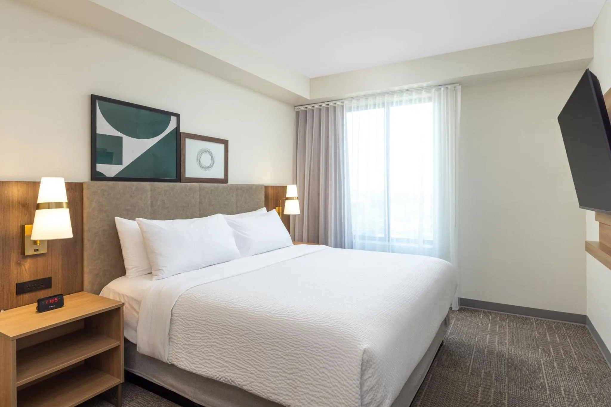 Photo of the whole room, Bed in Staybridge Suites Eastvale - Norco by IHG