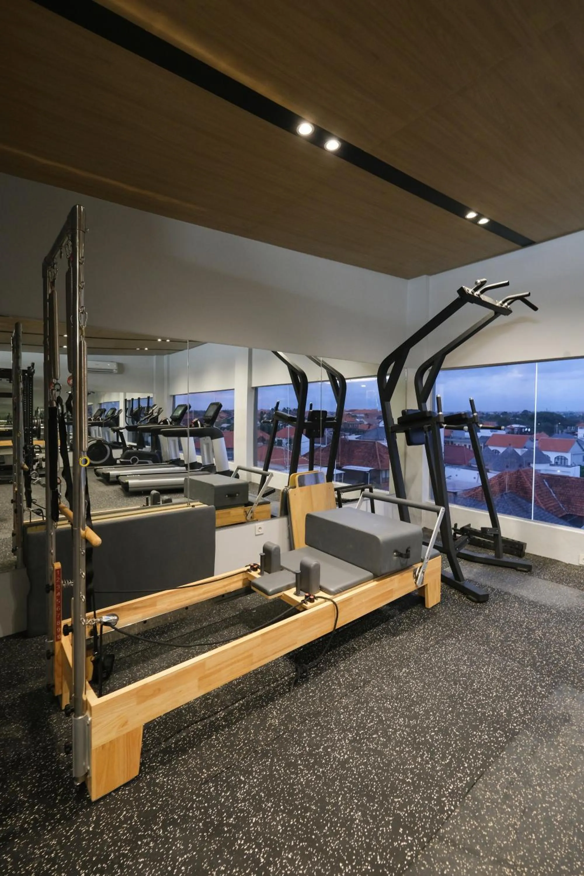 Fitness centre/facilities in Aster Apartment Bali