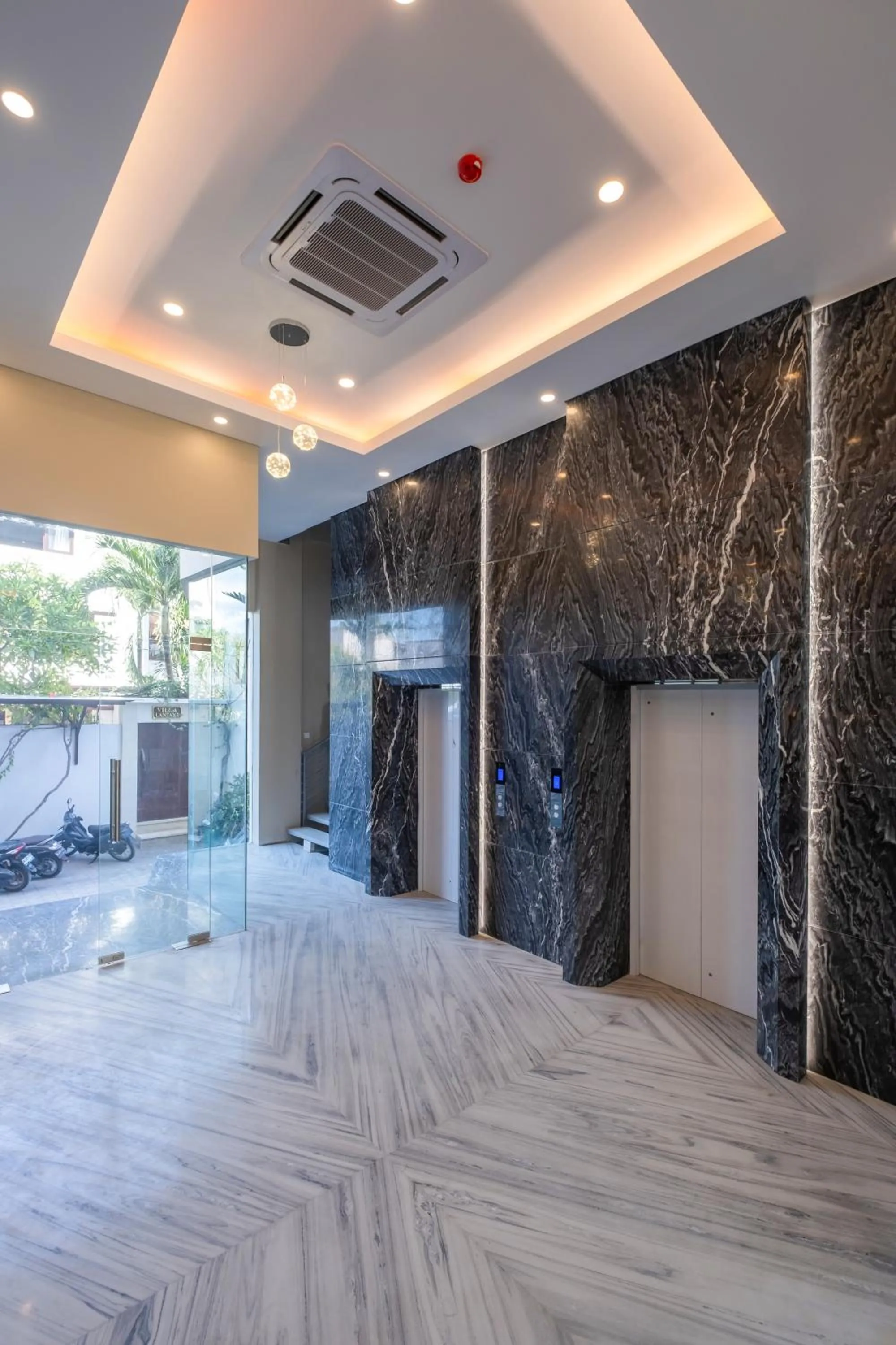 Area and facilities in Aster Apartment Bali