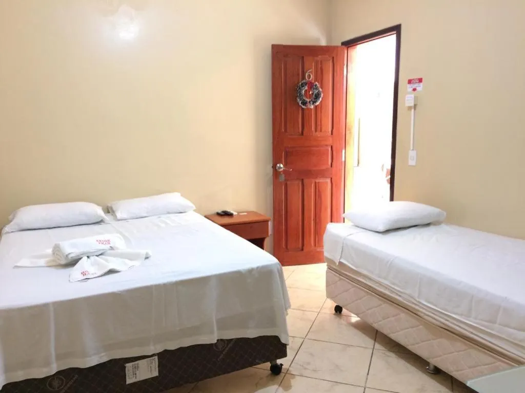 Bed in Hana Praia Hotel